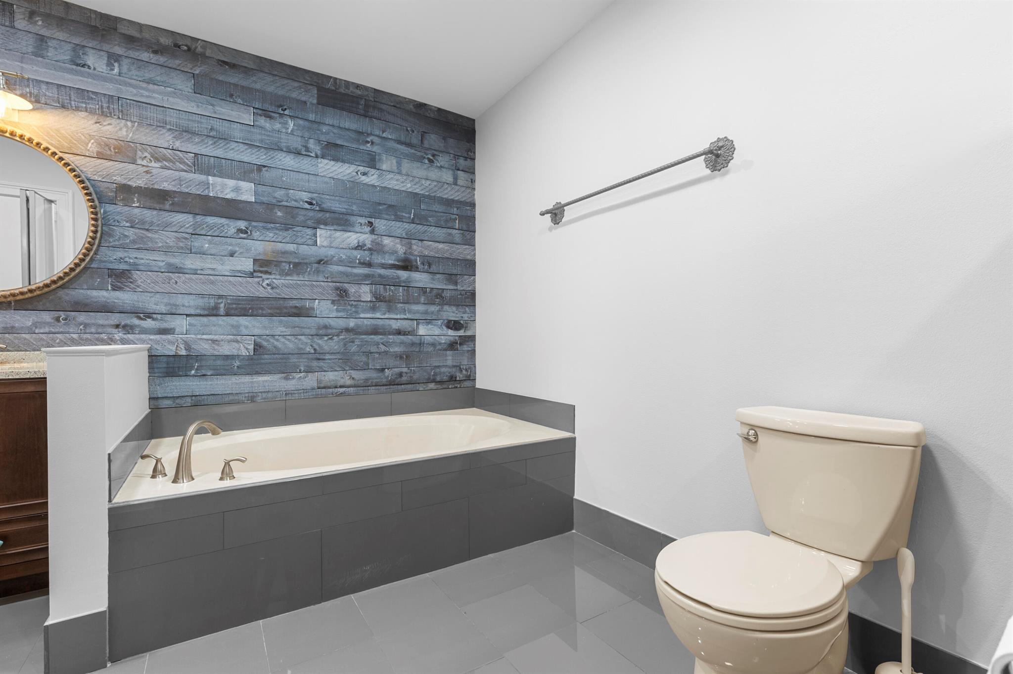 13868 Ishnala Circle