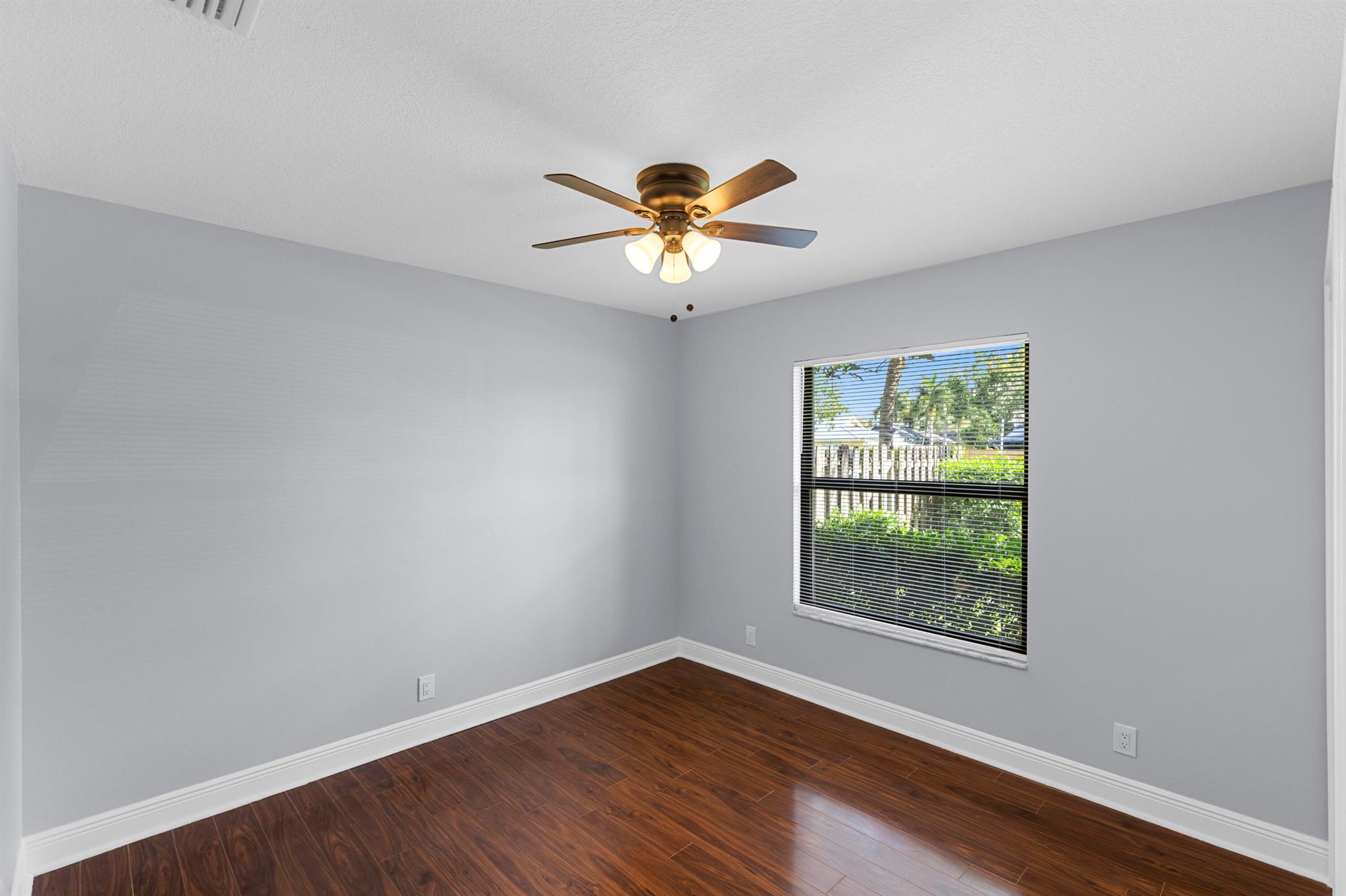 13868 Ishnala Circle