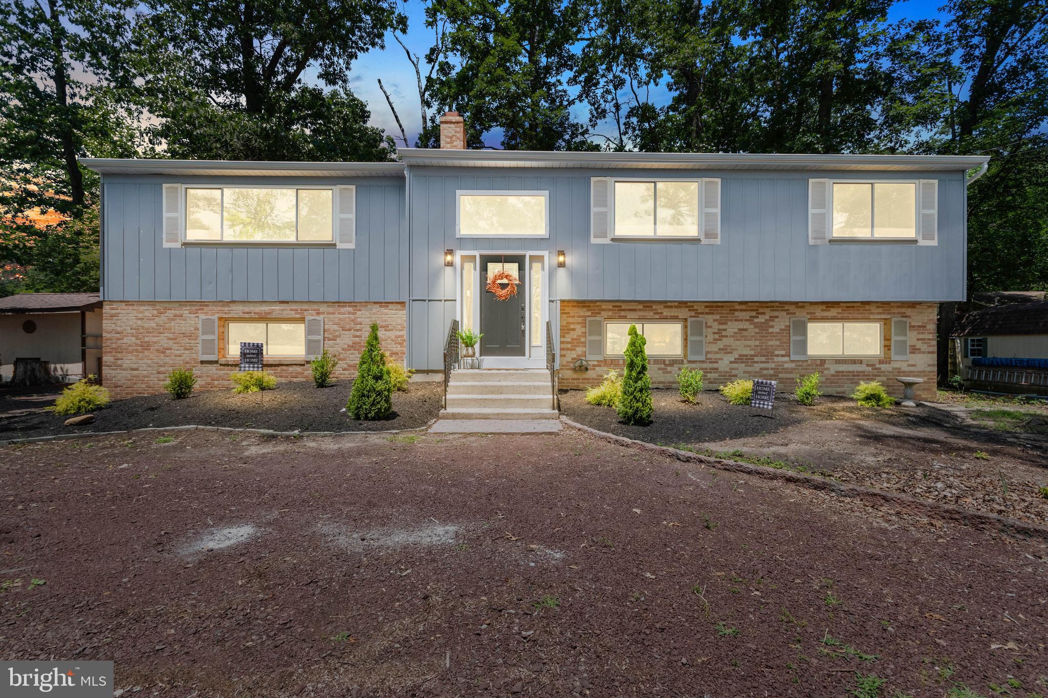 4 Grove Rd