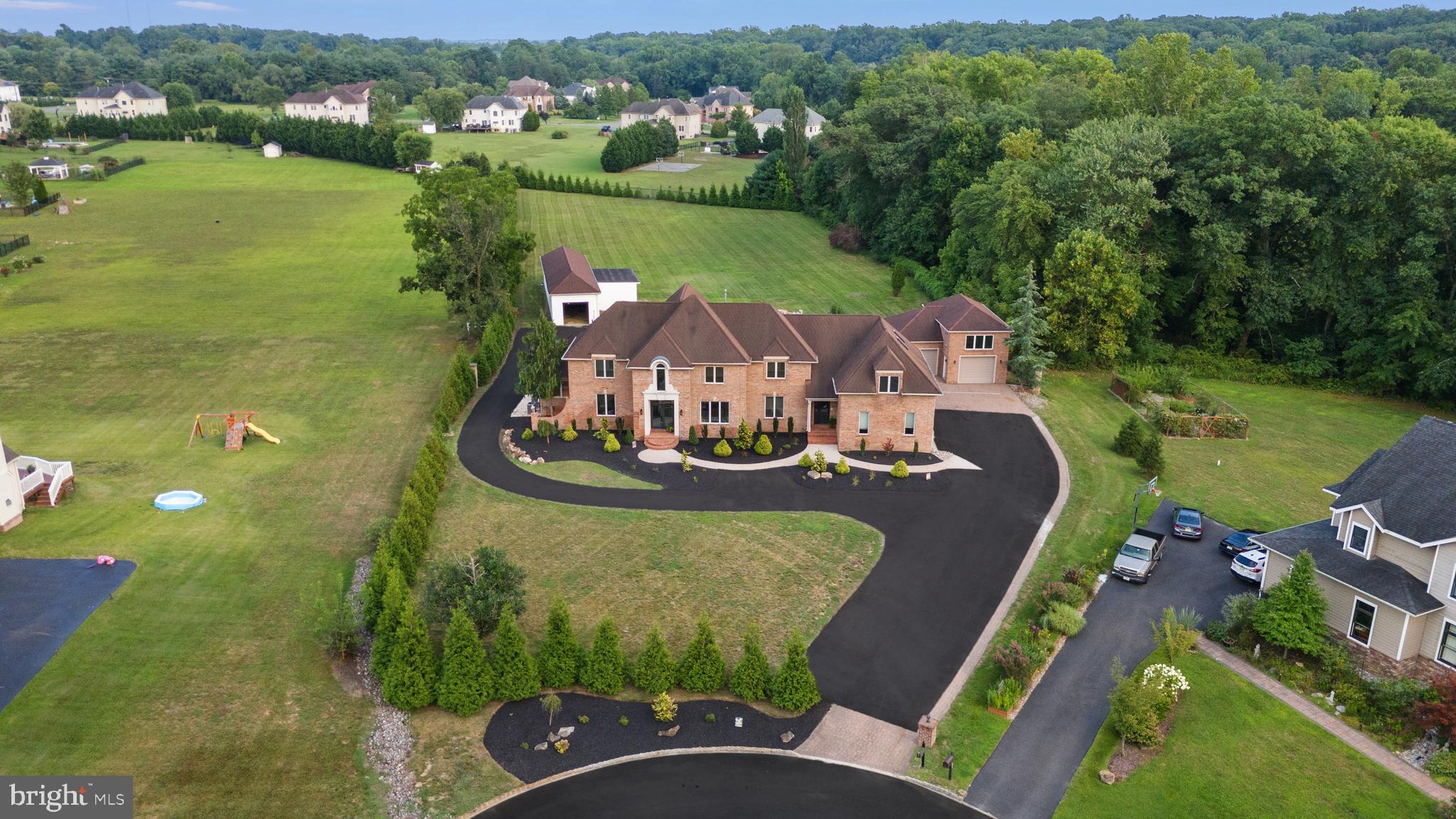 120 Fox Chase Ct