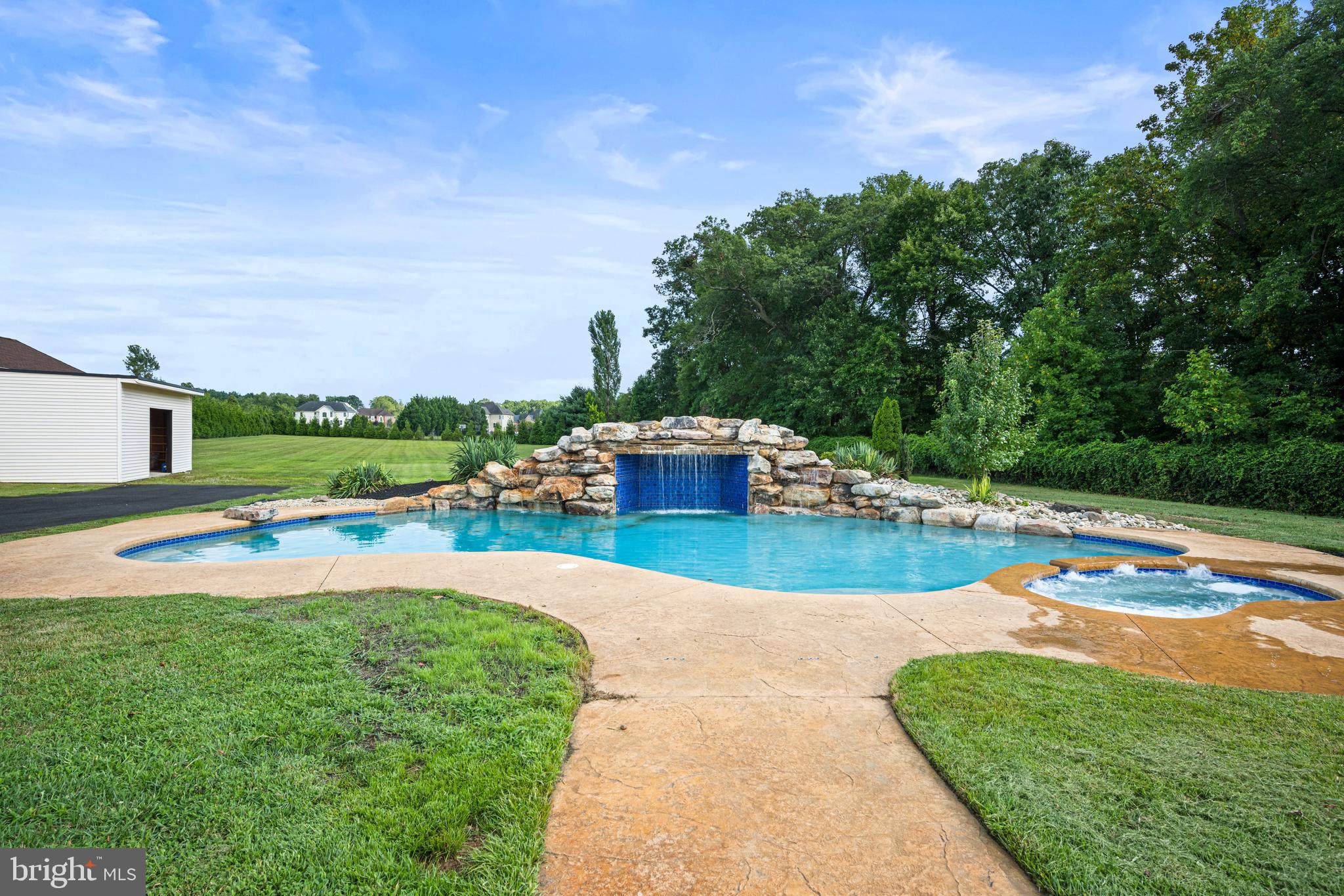 120 Fox Chase Ct