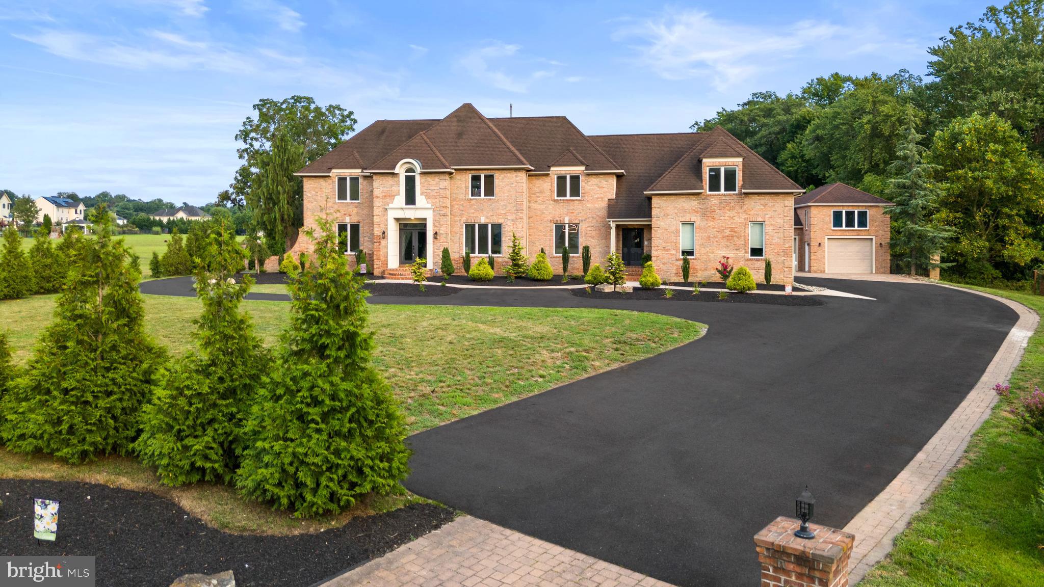 120 Fox Chase Ct