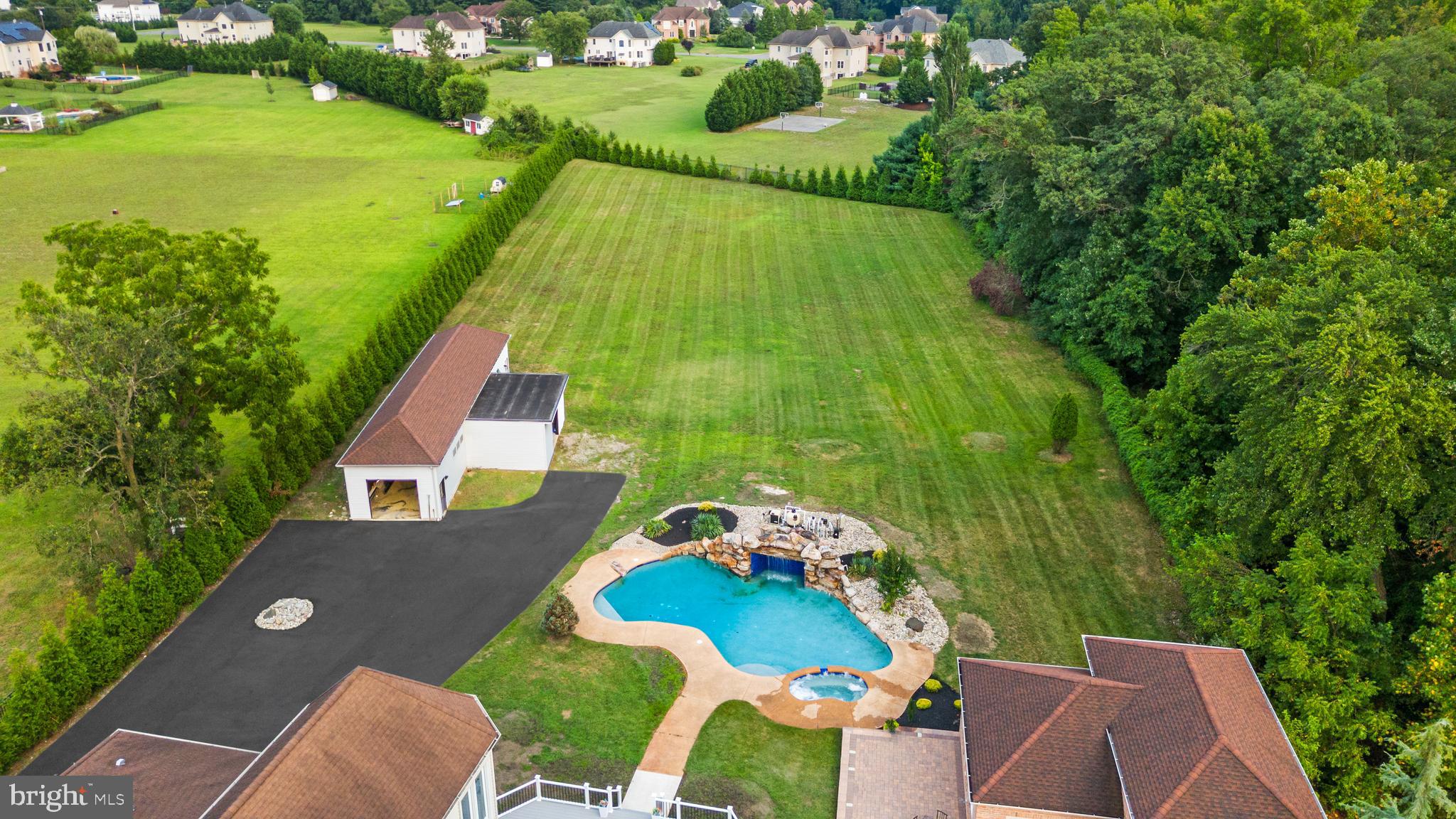 120 Fox Chase Ct