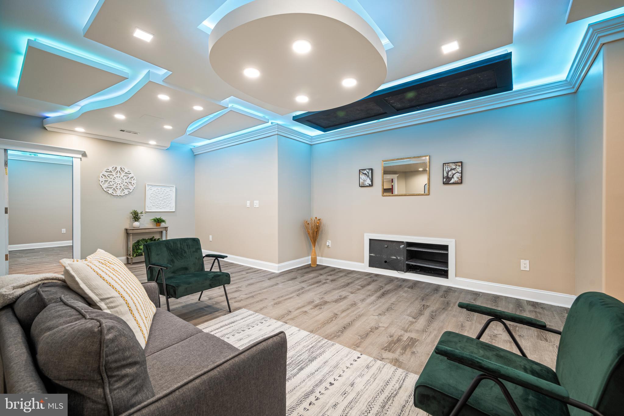 120 Fox Chase Ct
