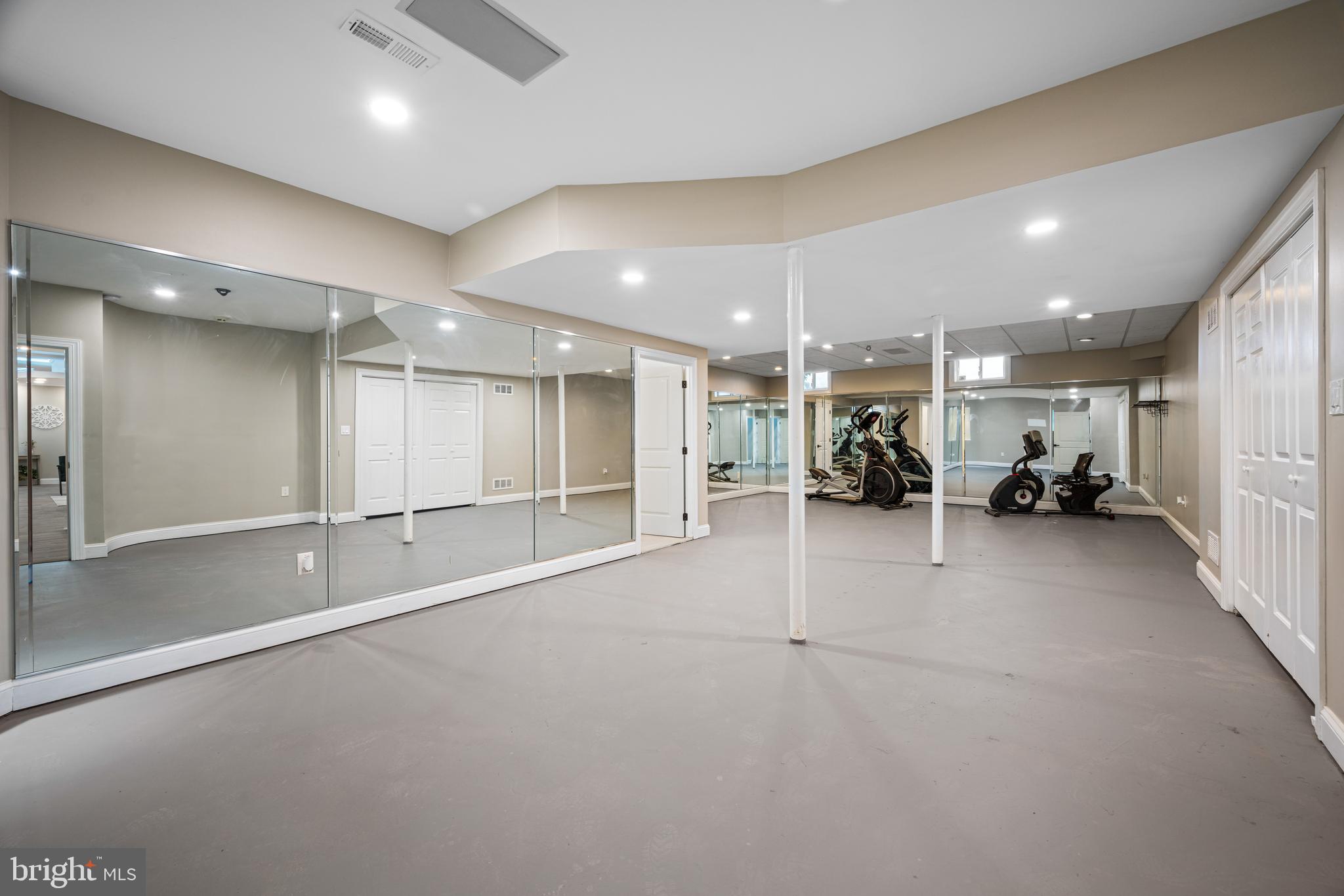 120 Fox Chase Ct