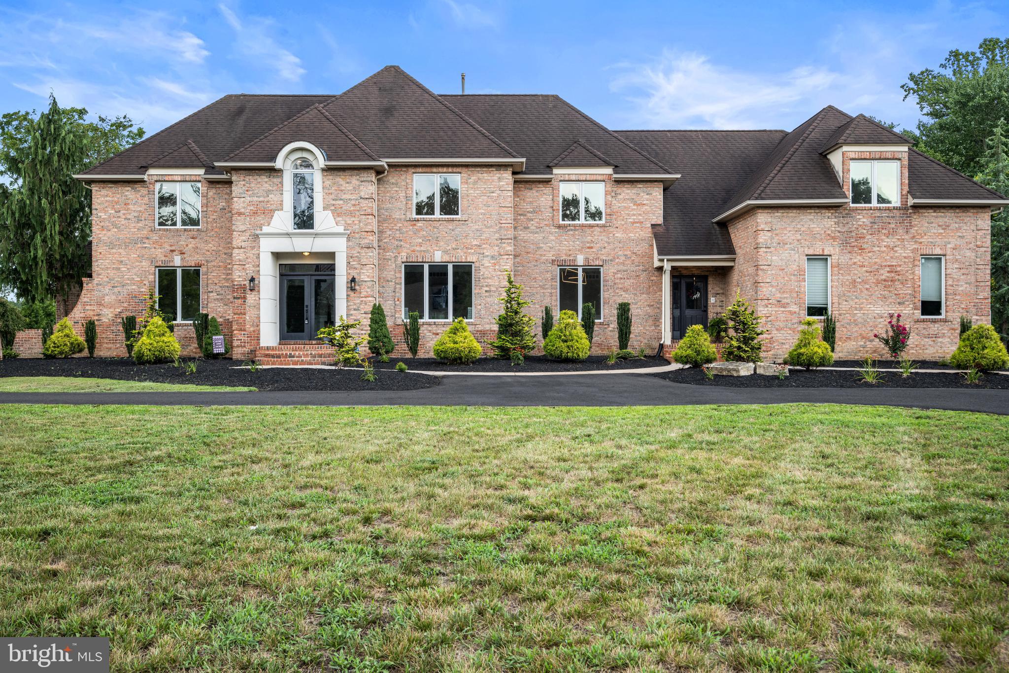 120 Fox Chase Ct