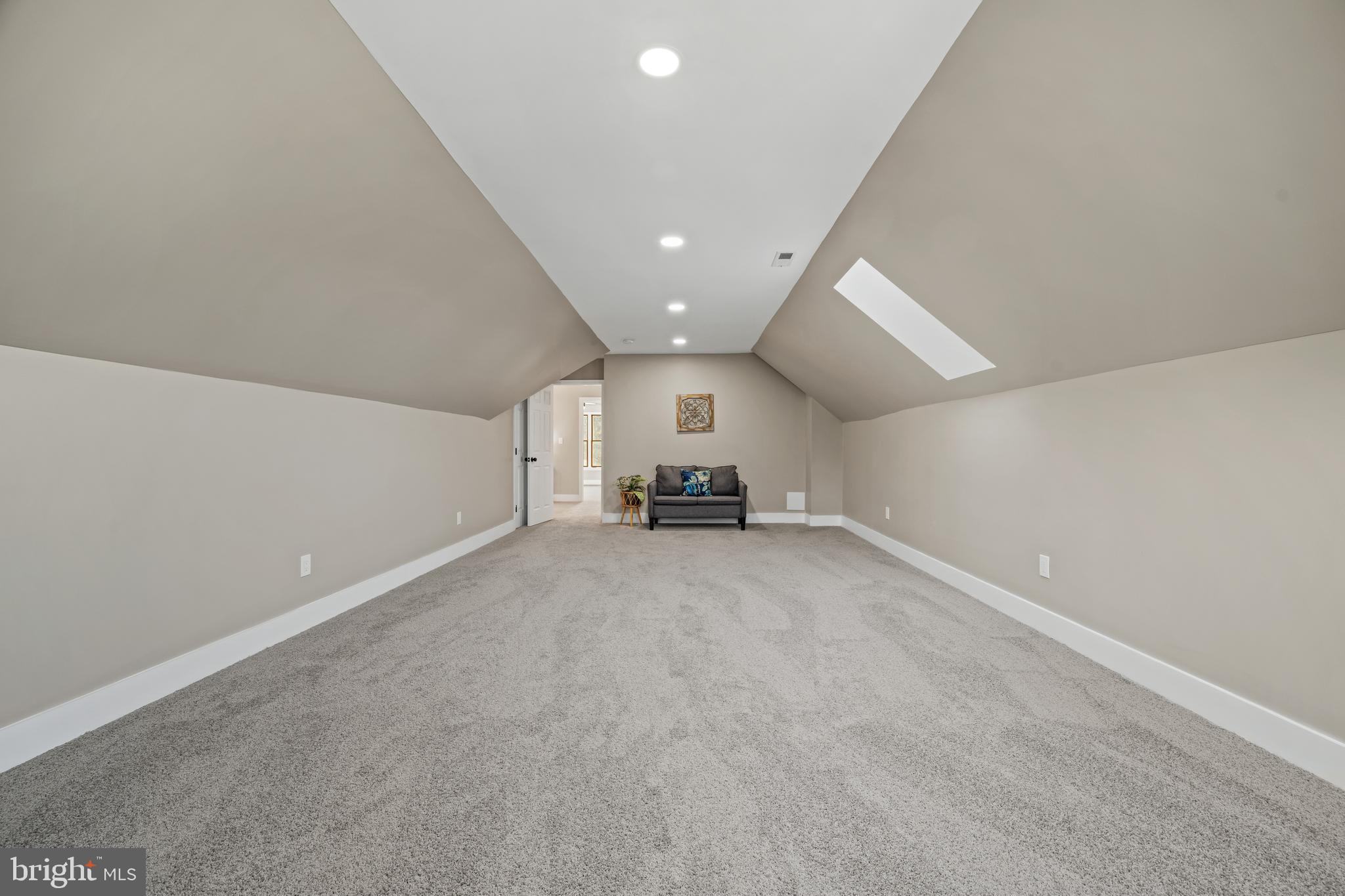 123 W Tomlin Station Rd