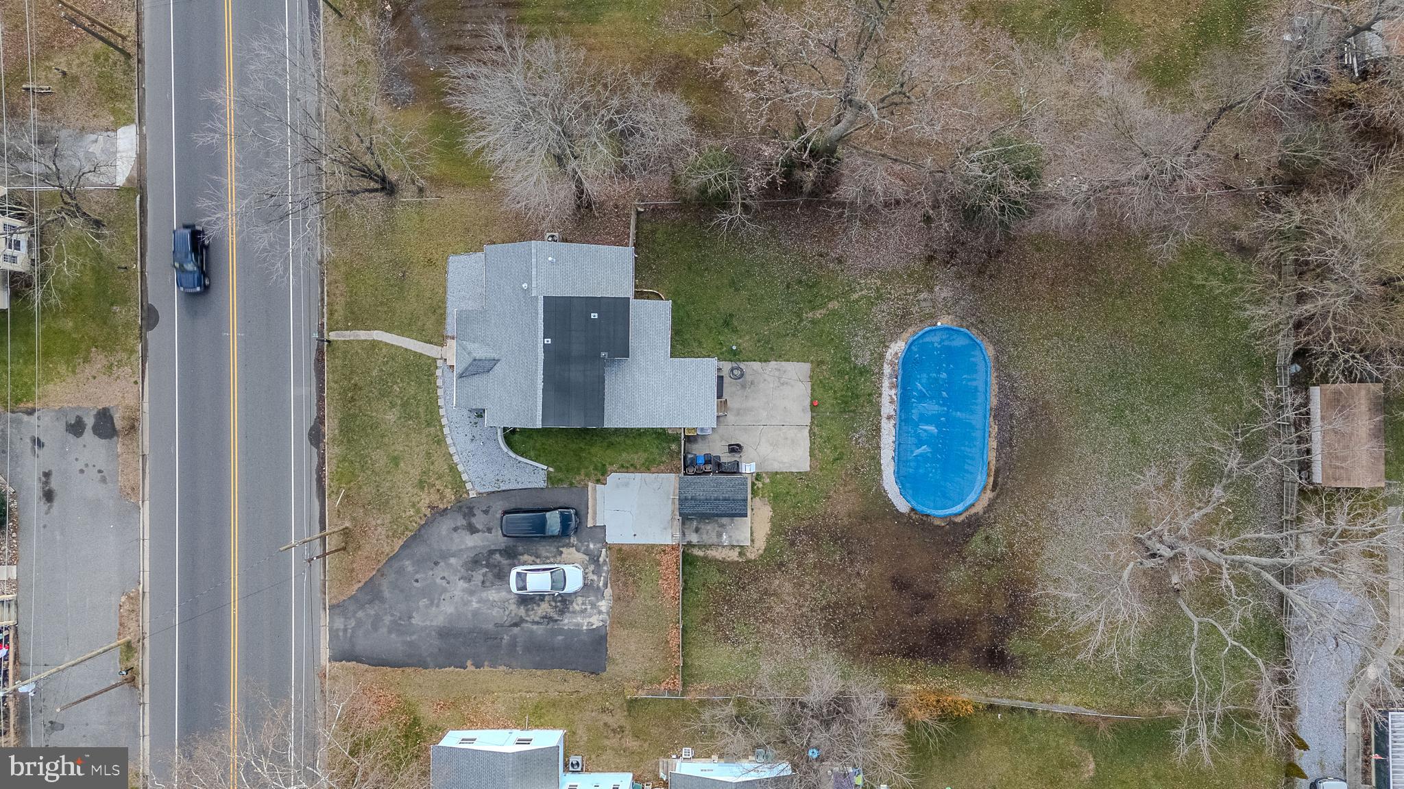 325 N Hook Rd