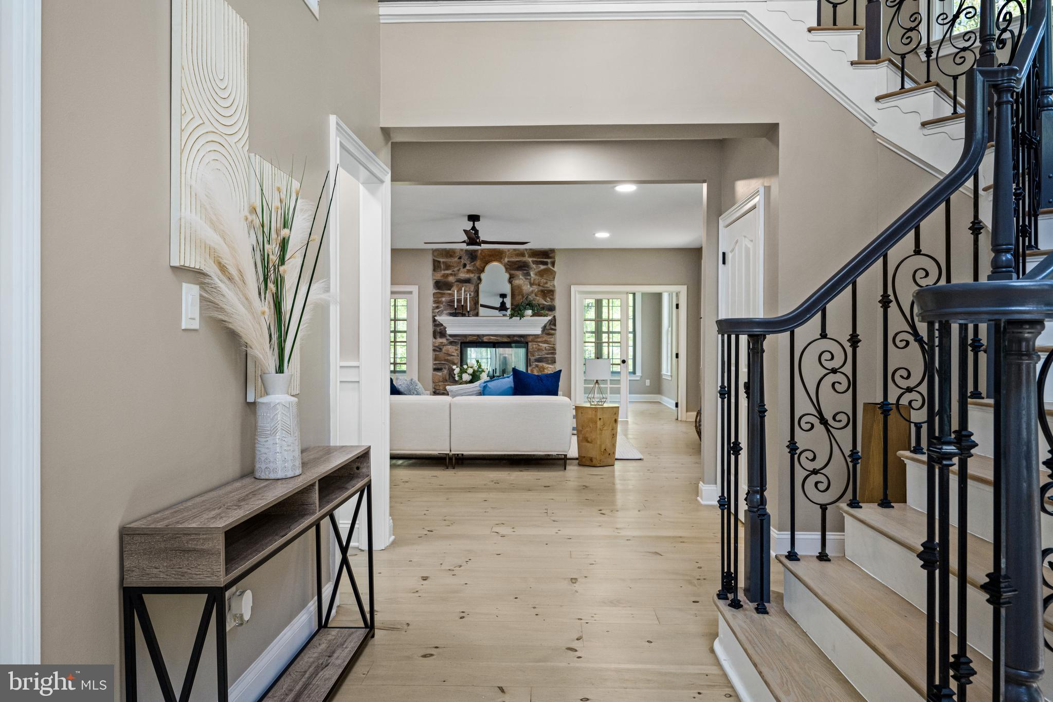 52 Waterview Dr