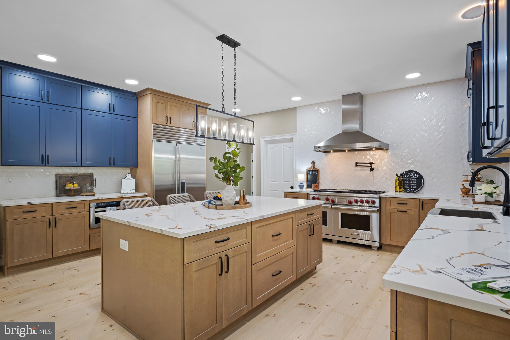 52 Waterview Dr