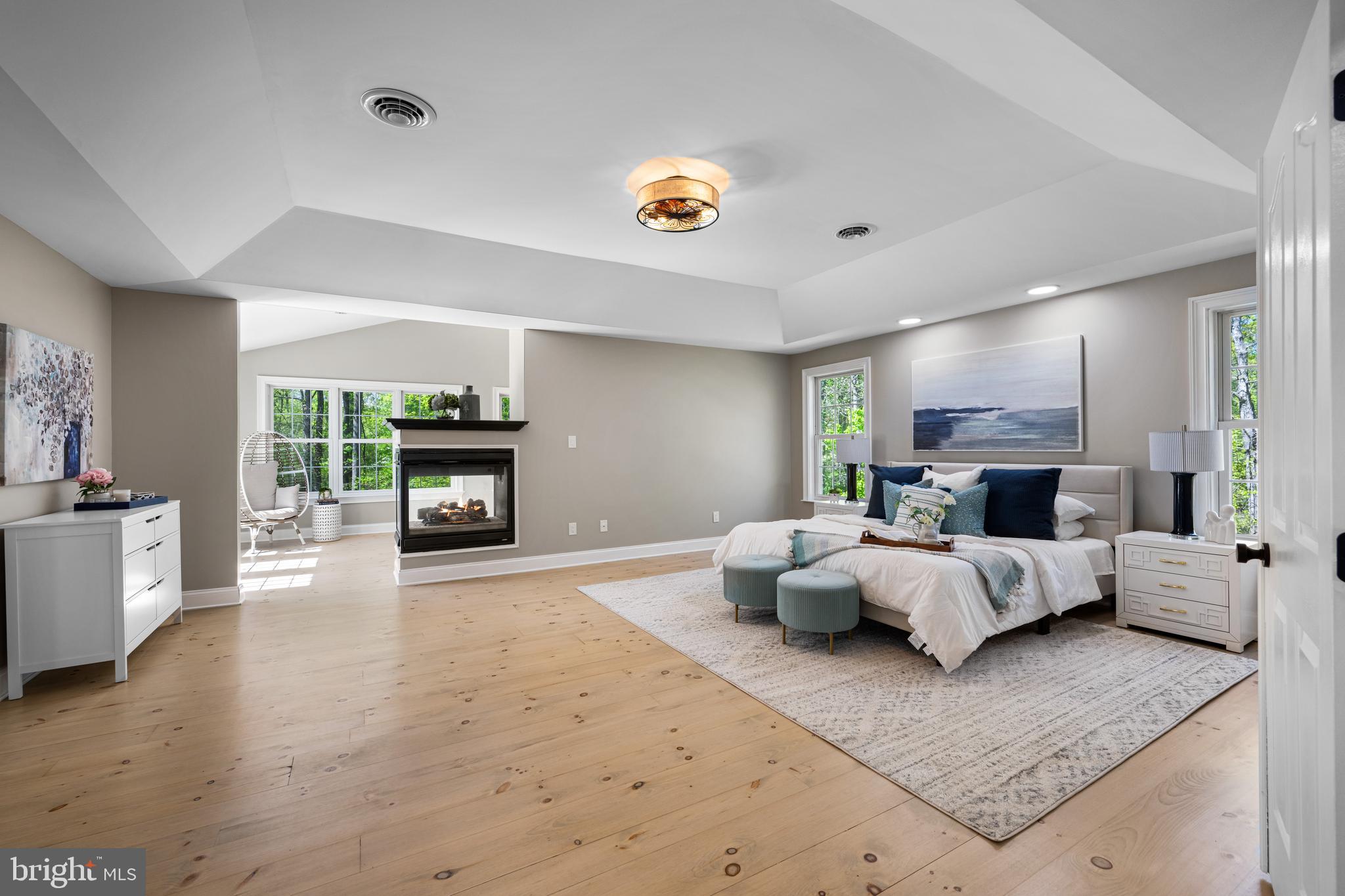 52 Waterview Dr
