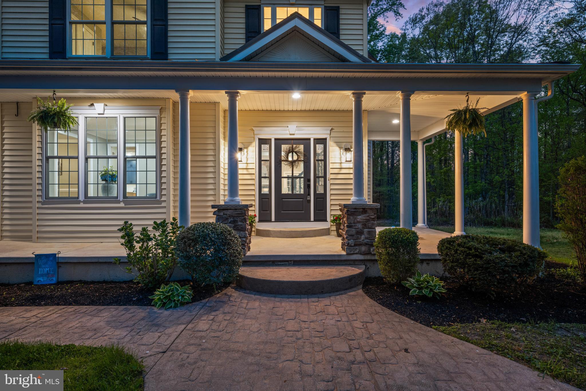 52 Waterview Dr