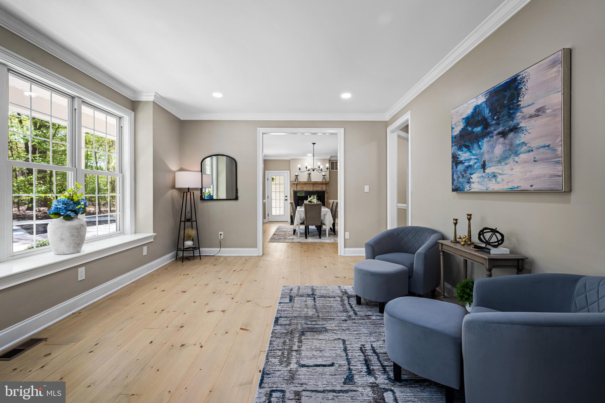 52 Waterview Dr