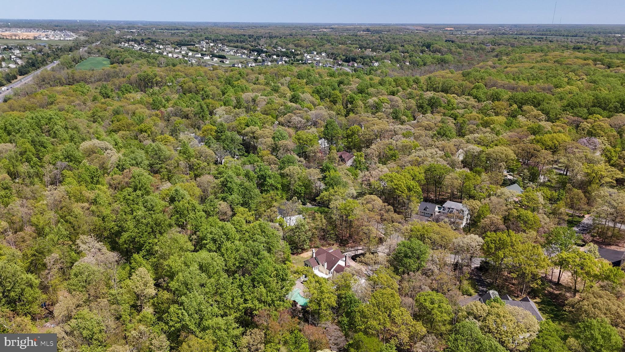 52 Waterview Dr
