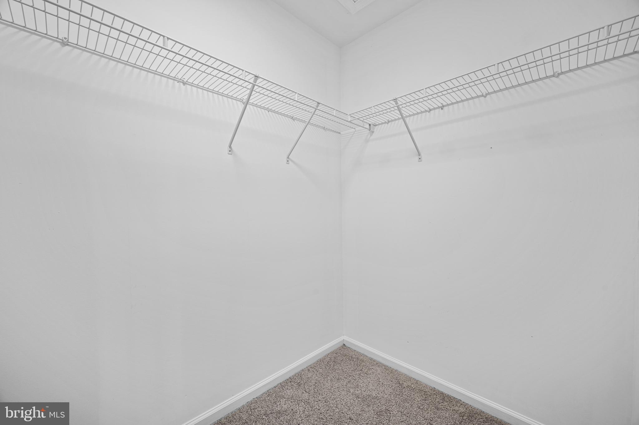 2 Queensberry Ln