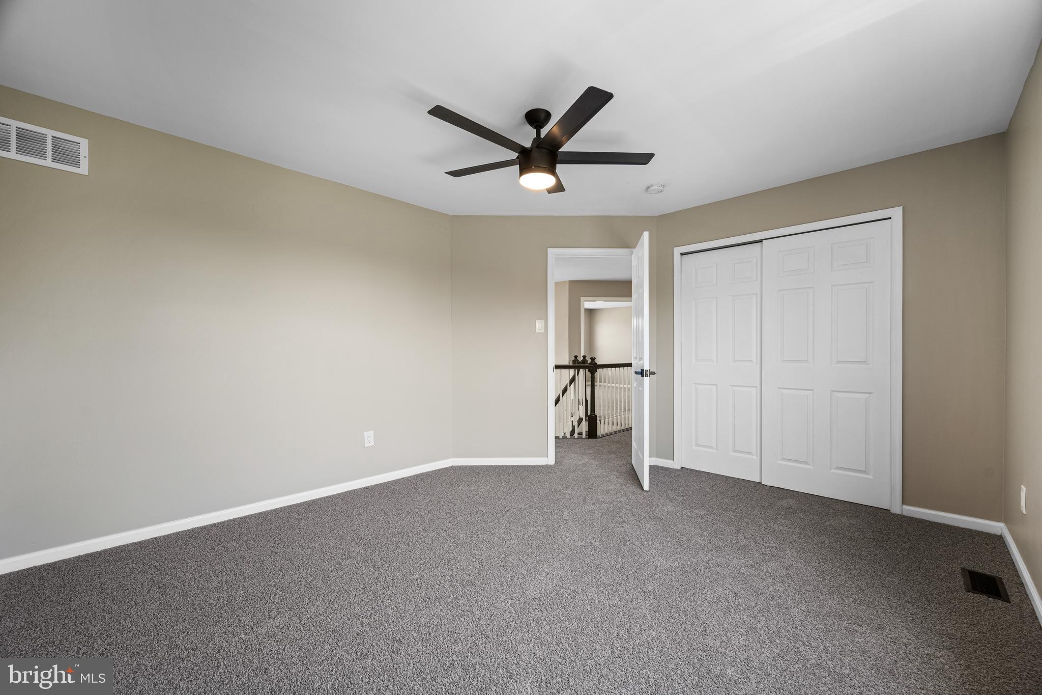 2 Queensberry Ln