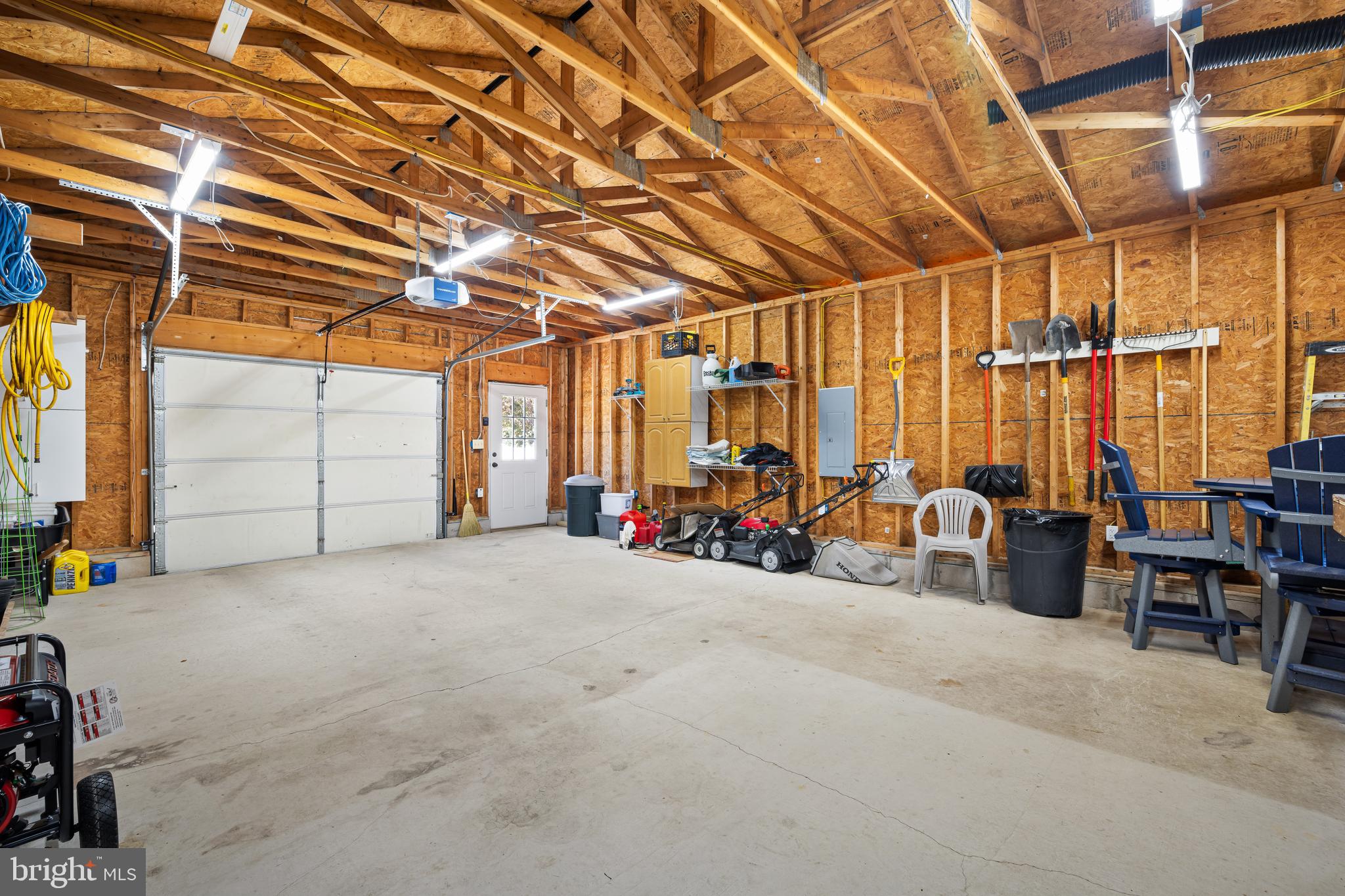 148 Delaware Dr