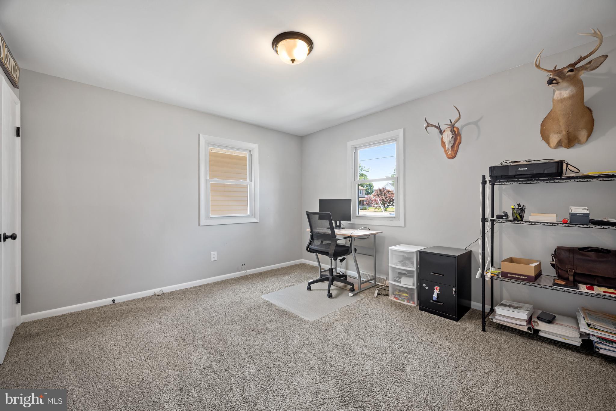 148 Delaware Dr