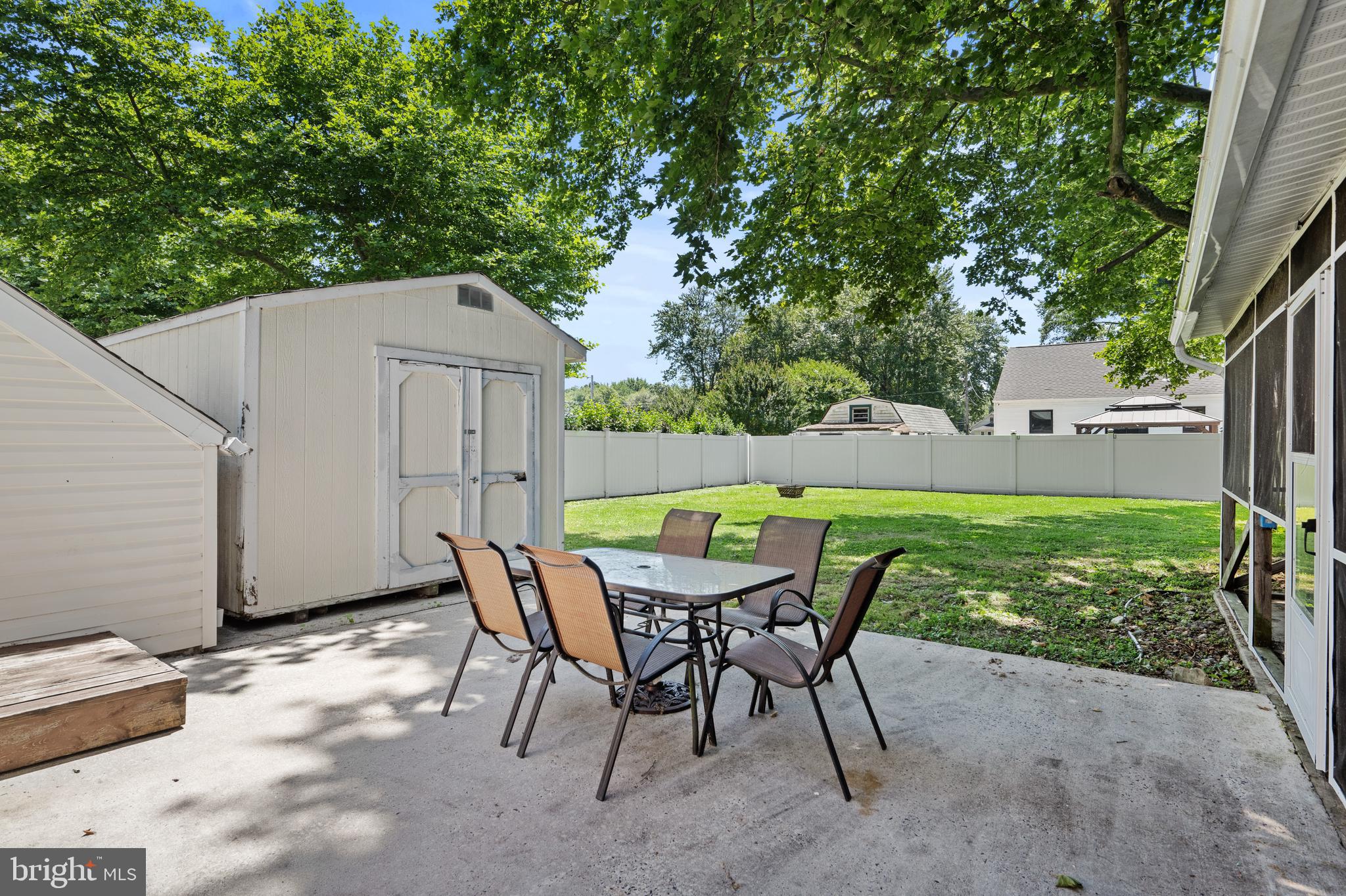8 Cordrey Ave