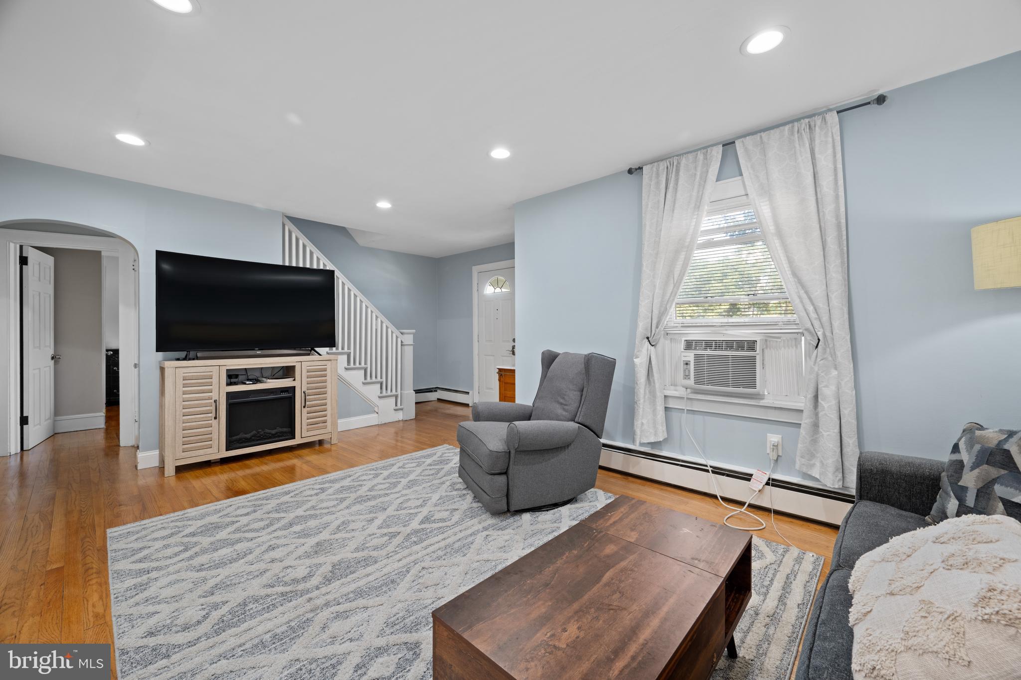 8 Cordrey Ave
