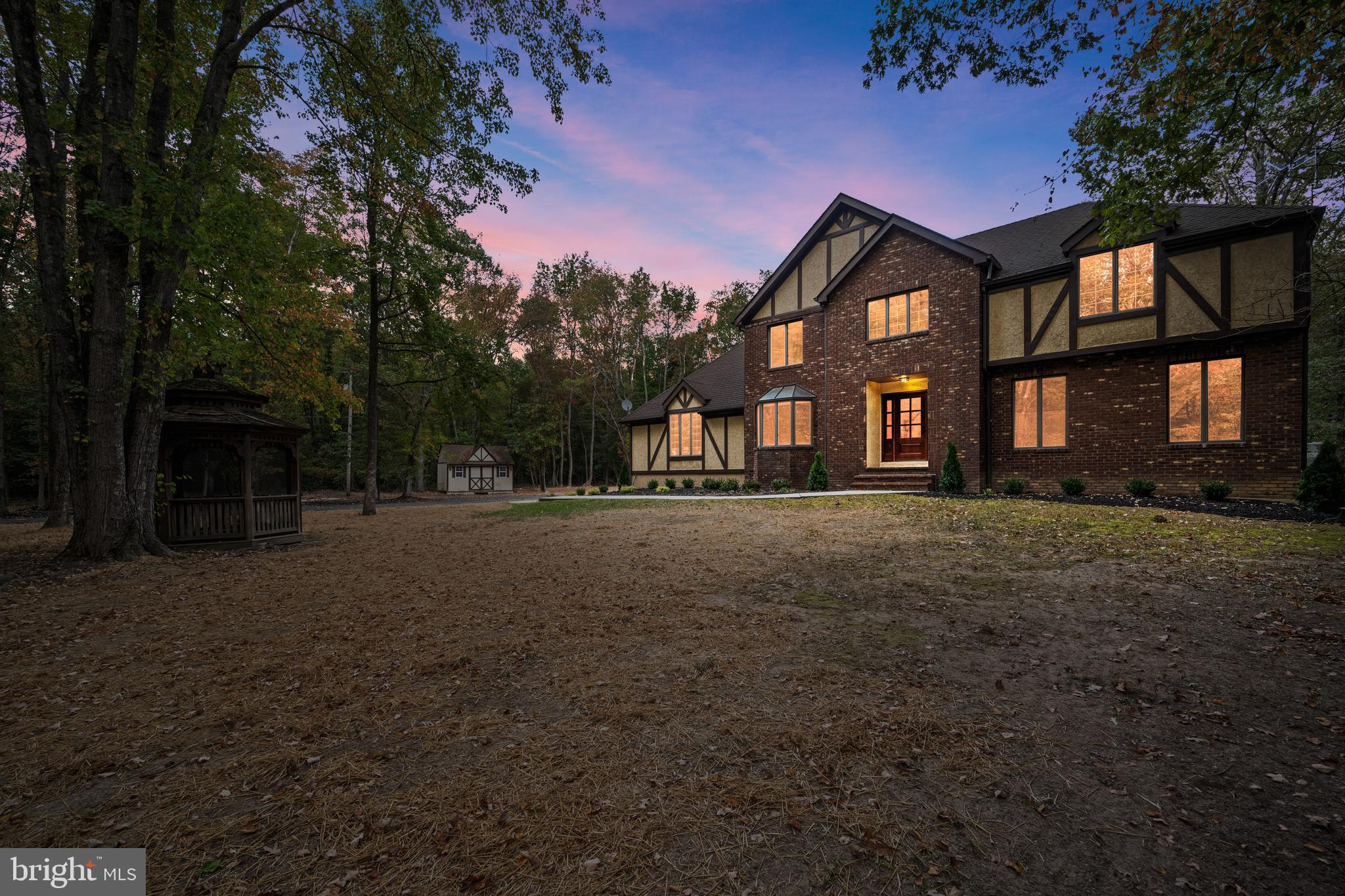 510 Buck Rd