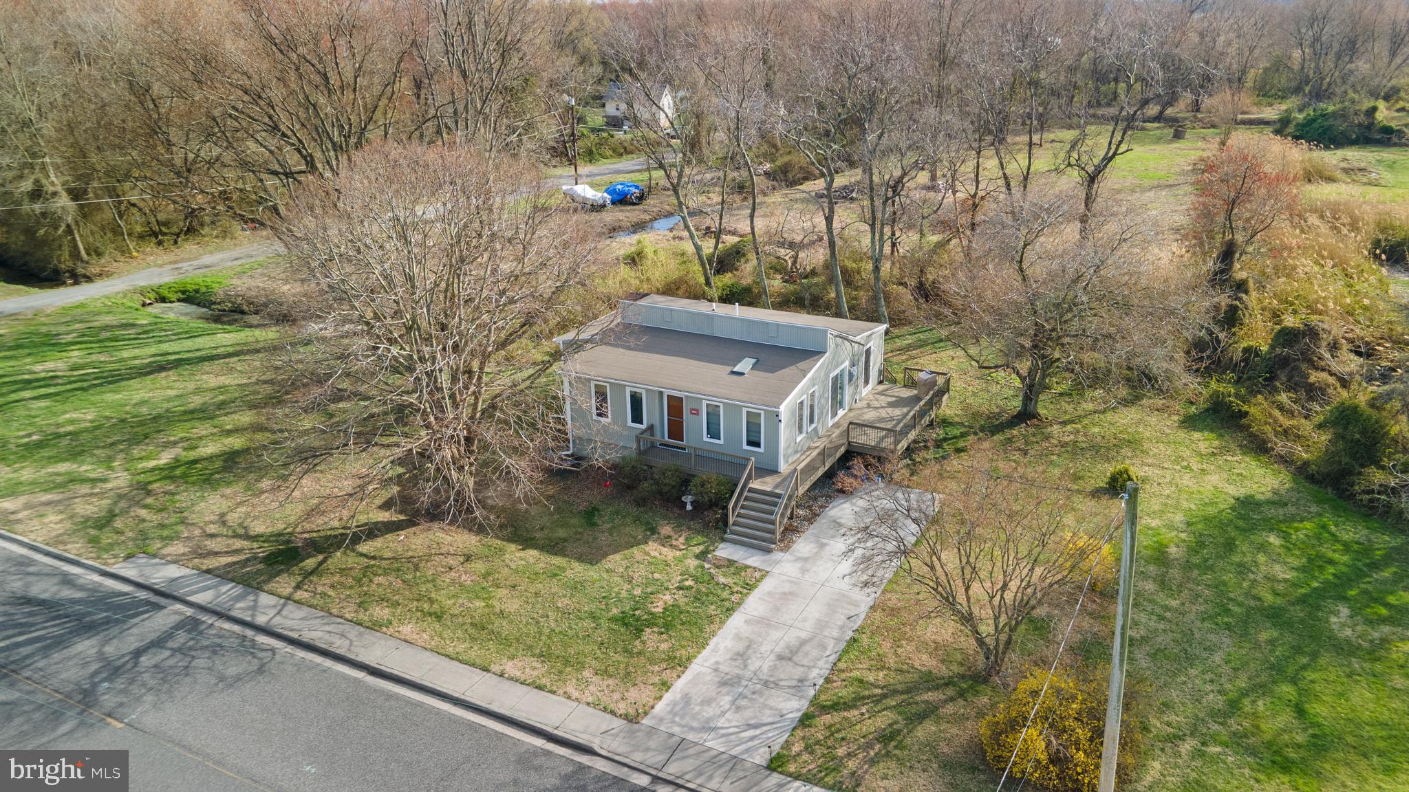 133 Sanford Rd