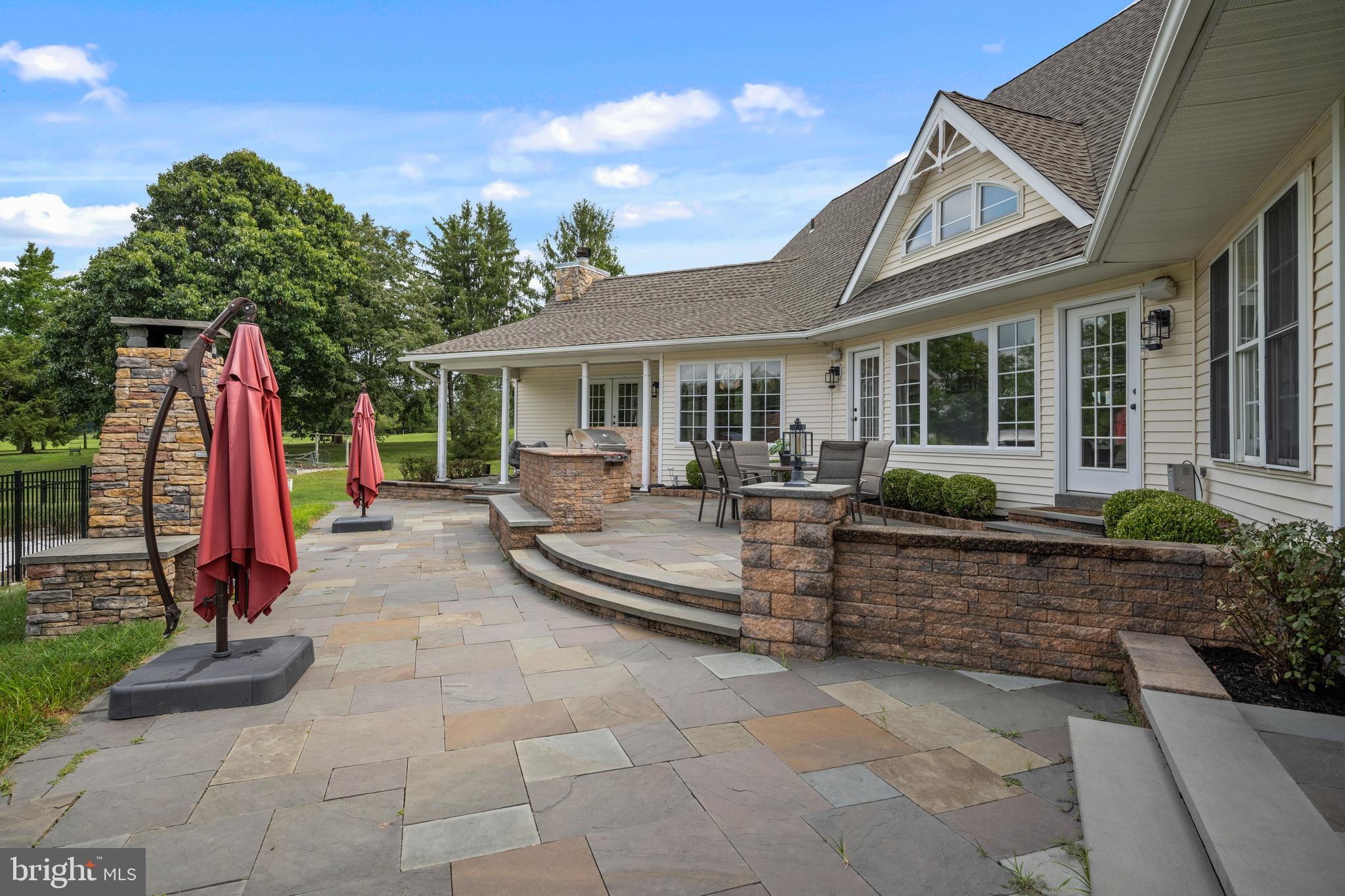 81 Stewart Rd