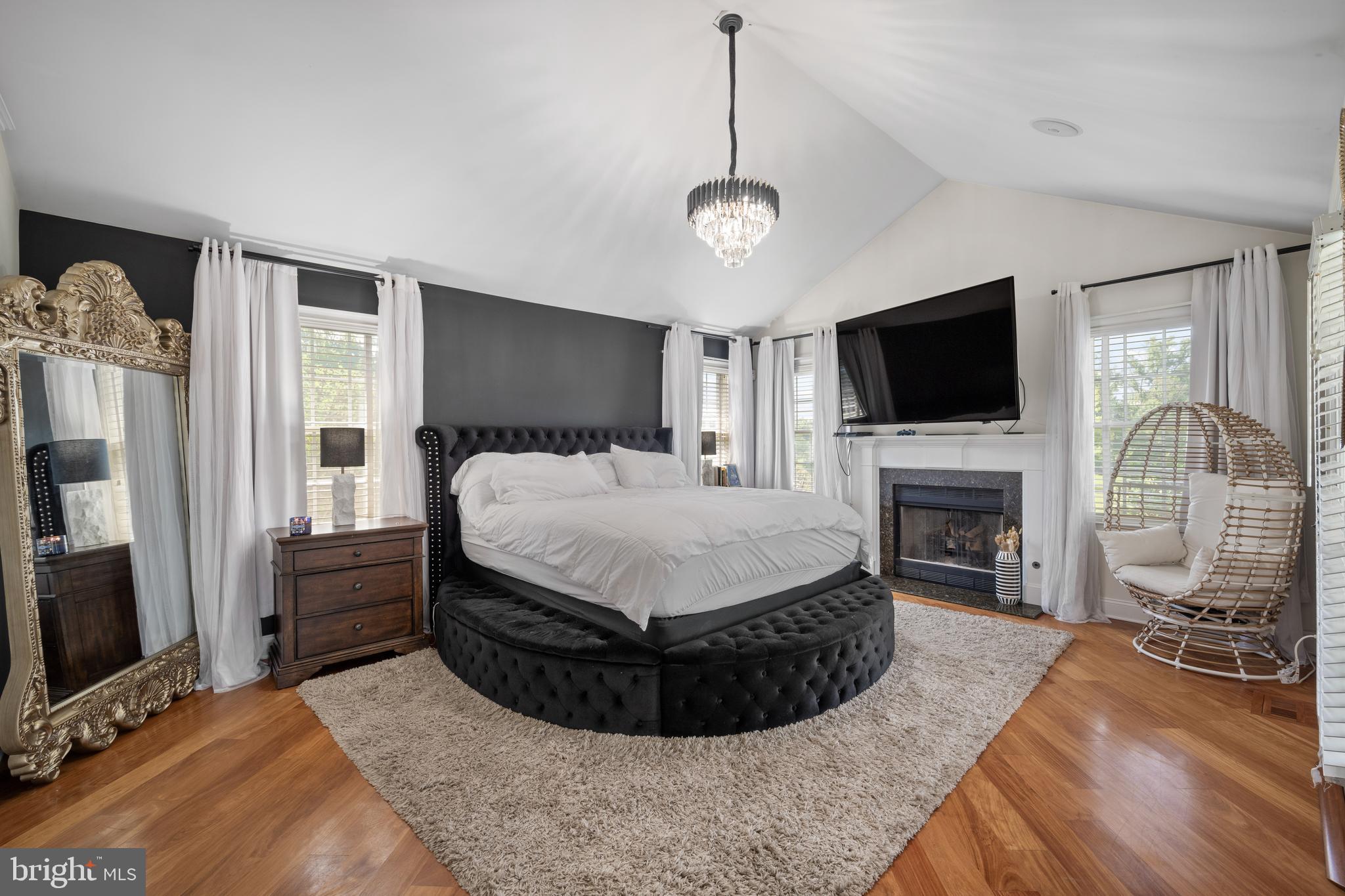 81 Stewart Rd