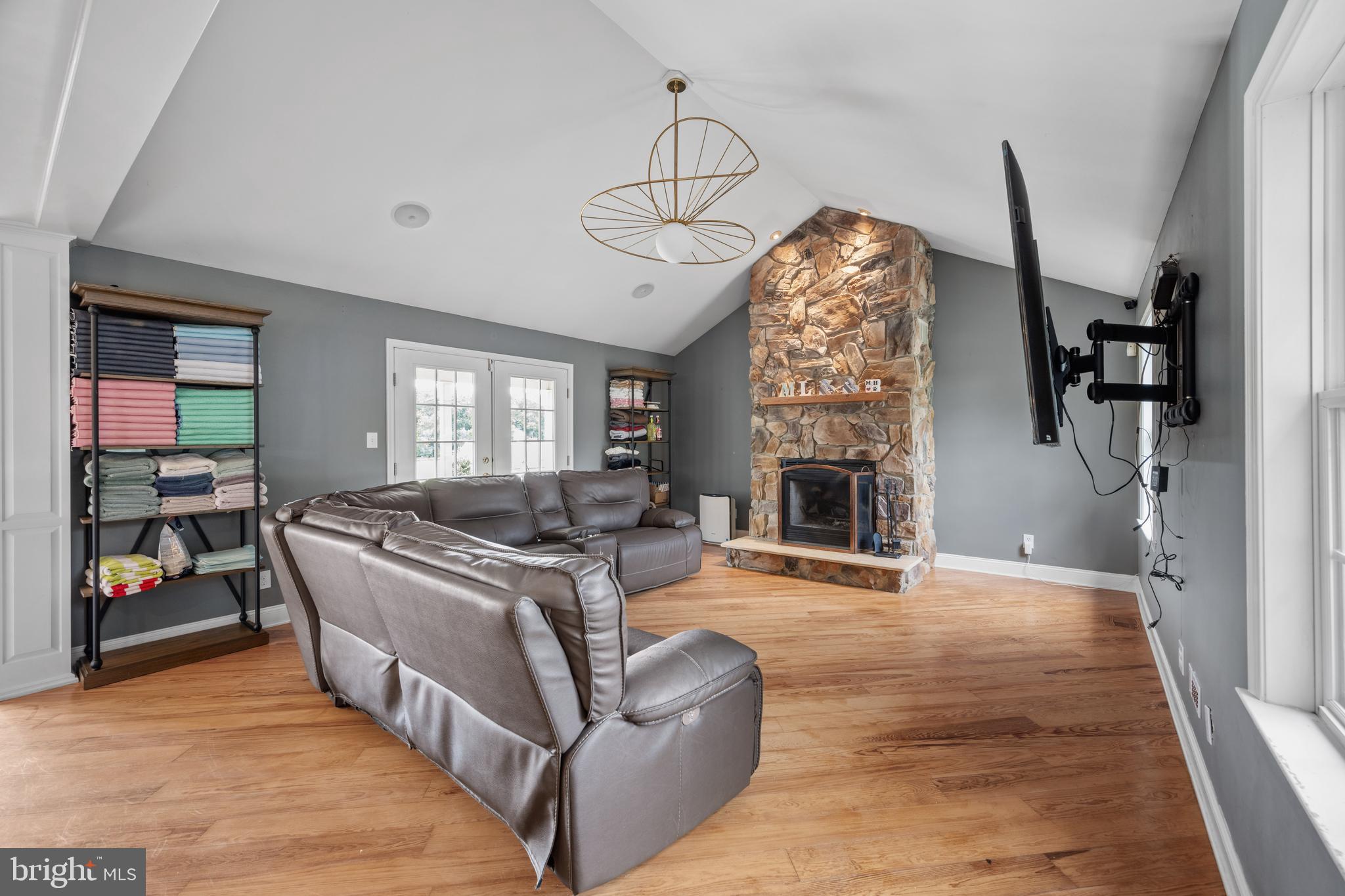 81 Stewart Rd
