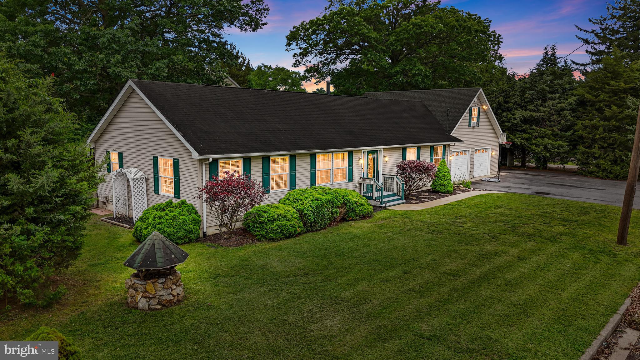 9 Beaver Ave