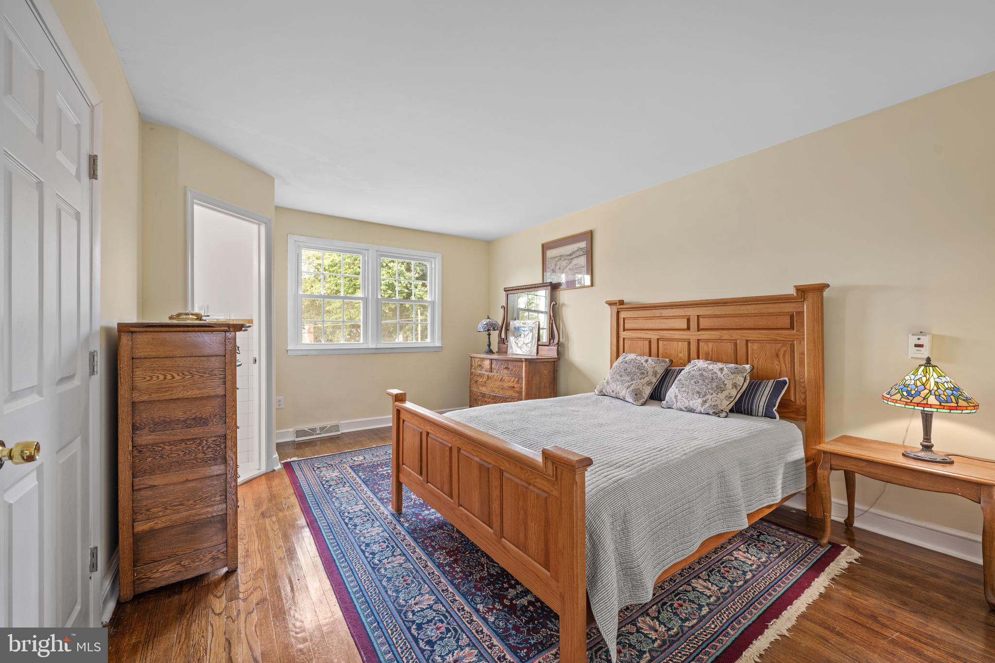 11 Fairfield Ave