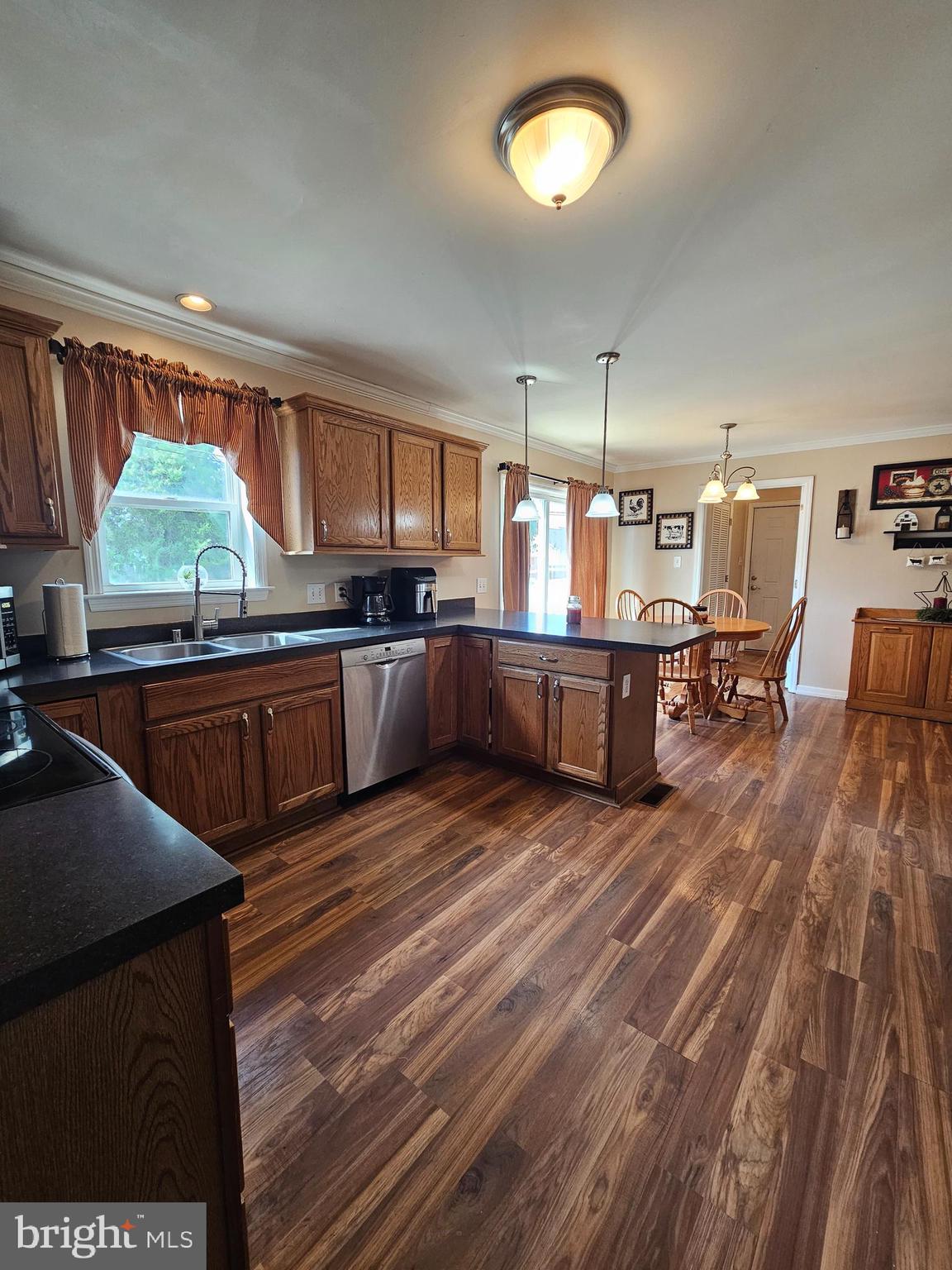 93 River Drive Ave