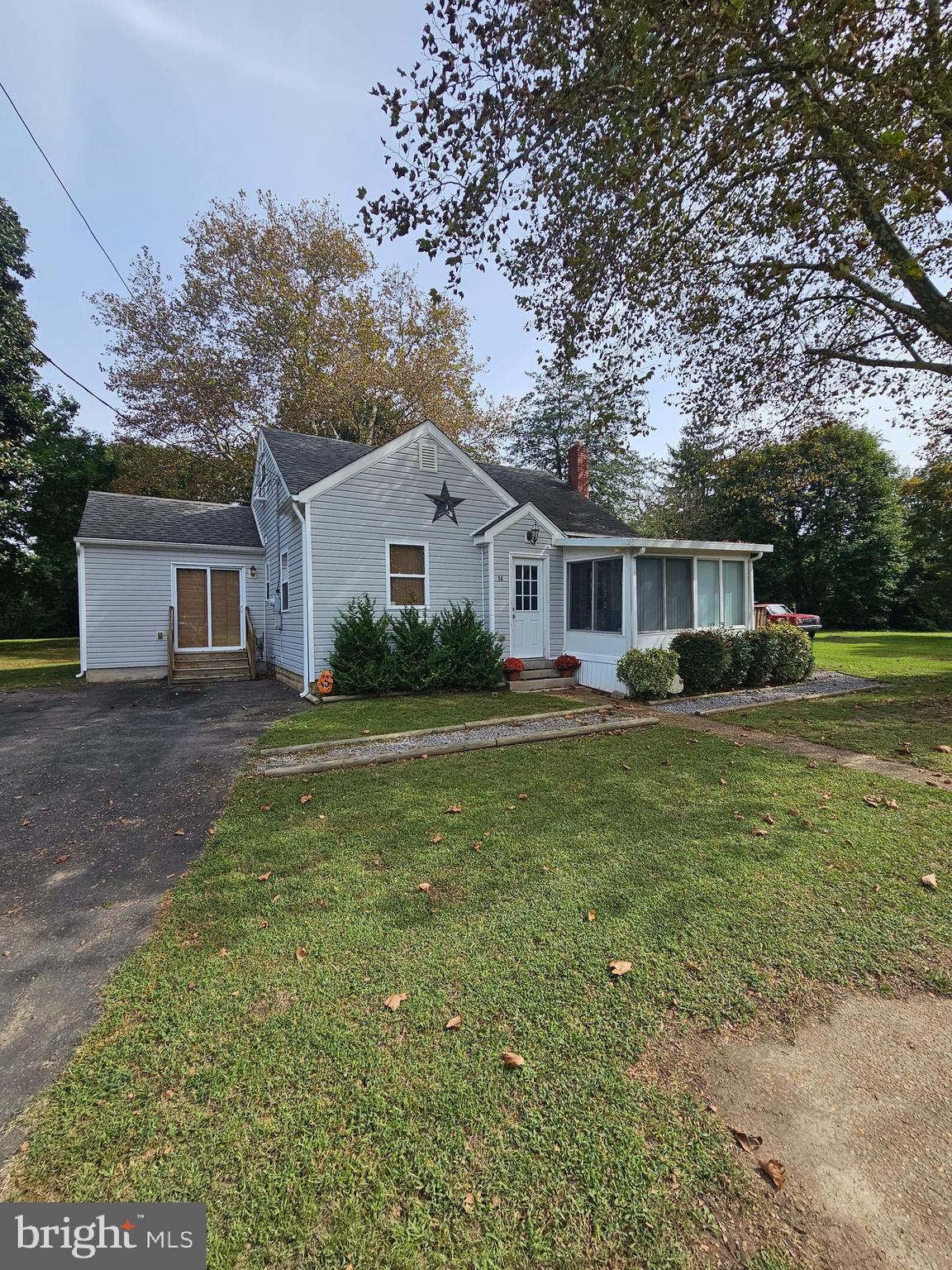 14 HILLCREST AVENUE