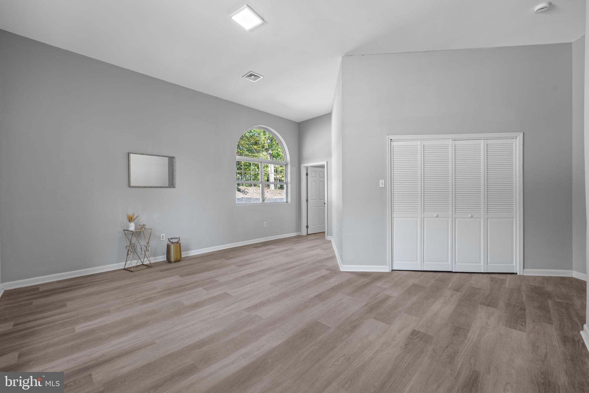 141 YORKTOWN