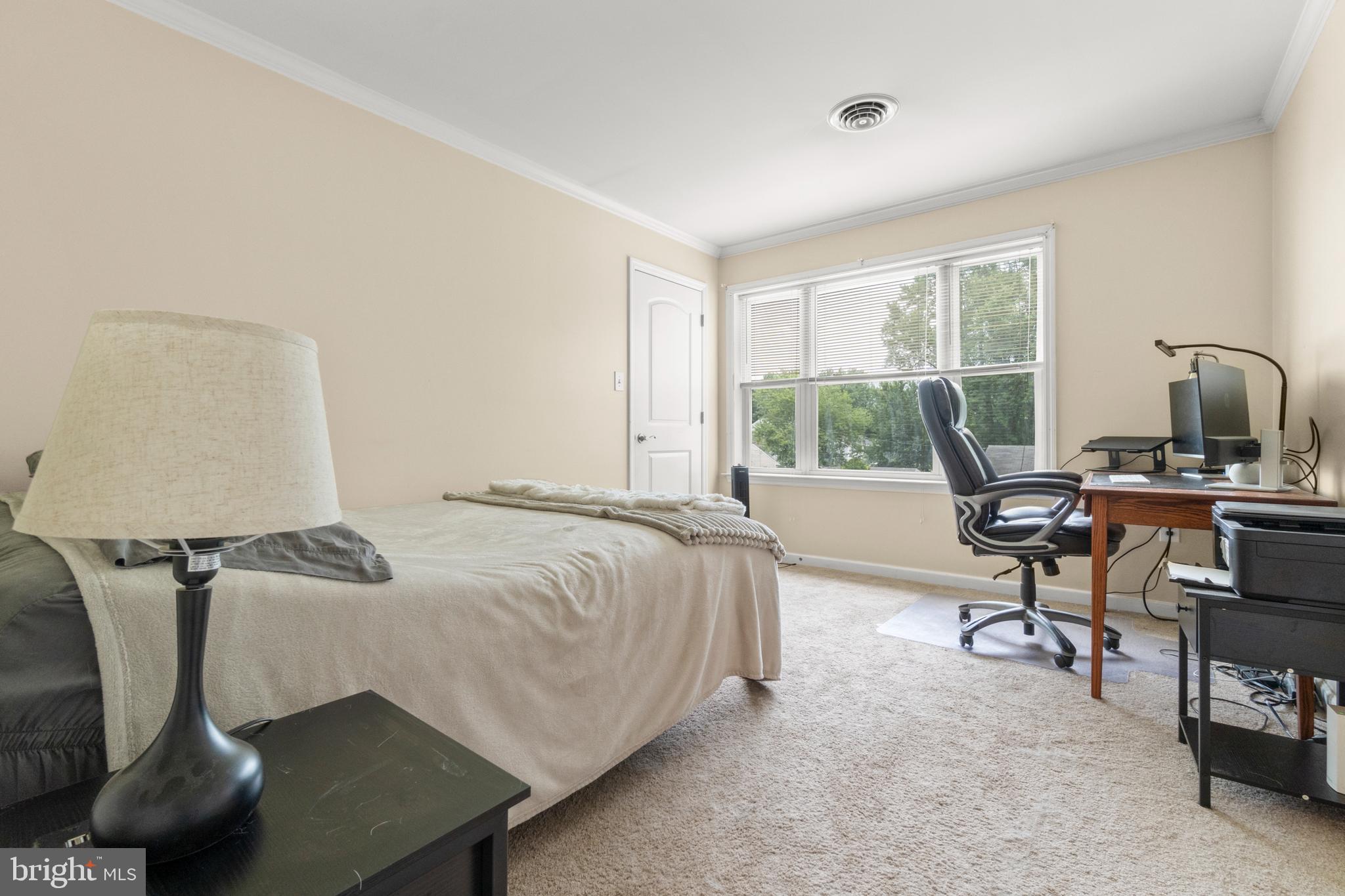 93 RIVER DRIVE AVENUE