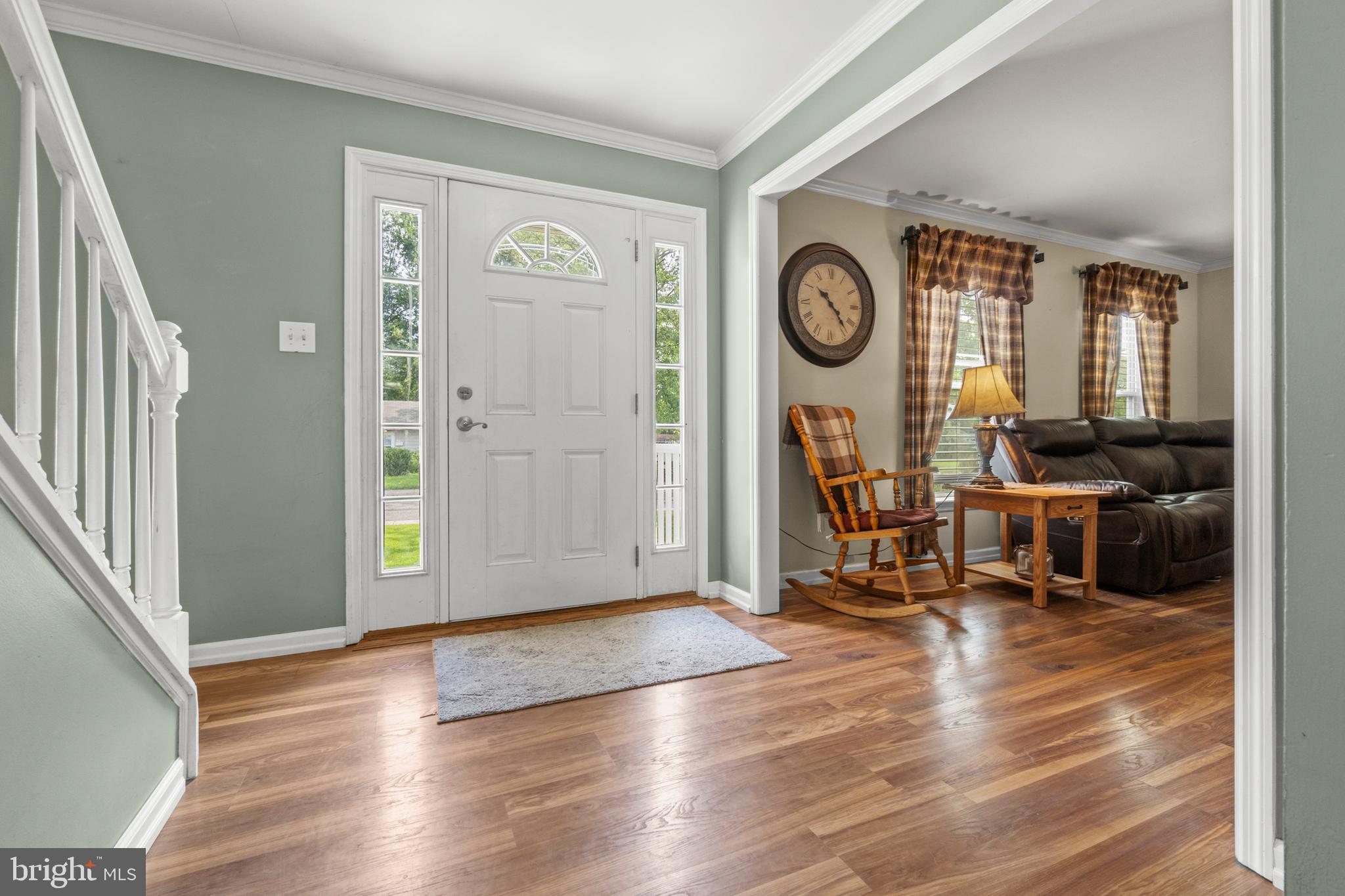 93 RIVER DRIVE AVENUE