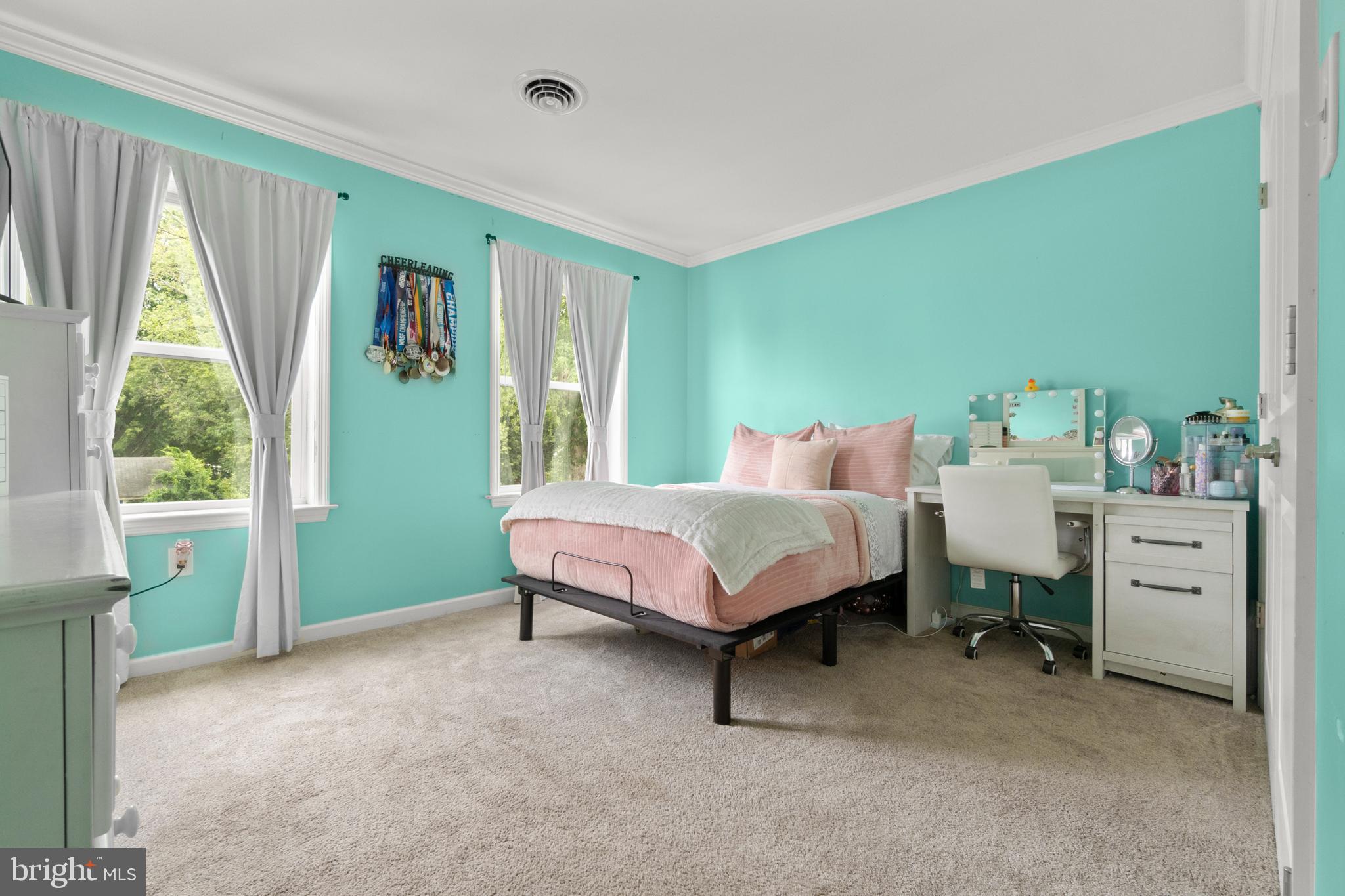 93 RIVER DRIVE AVENUE