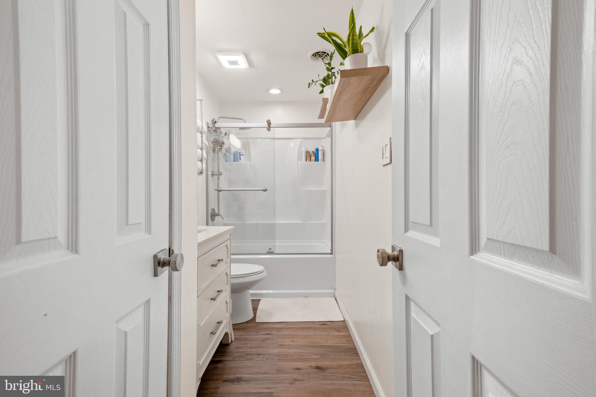 303 S GOLFWOOD AVENUE