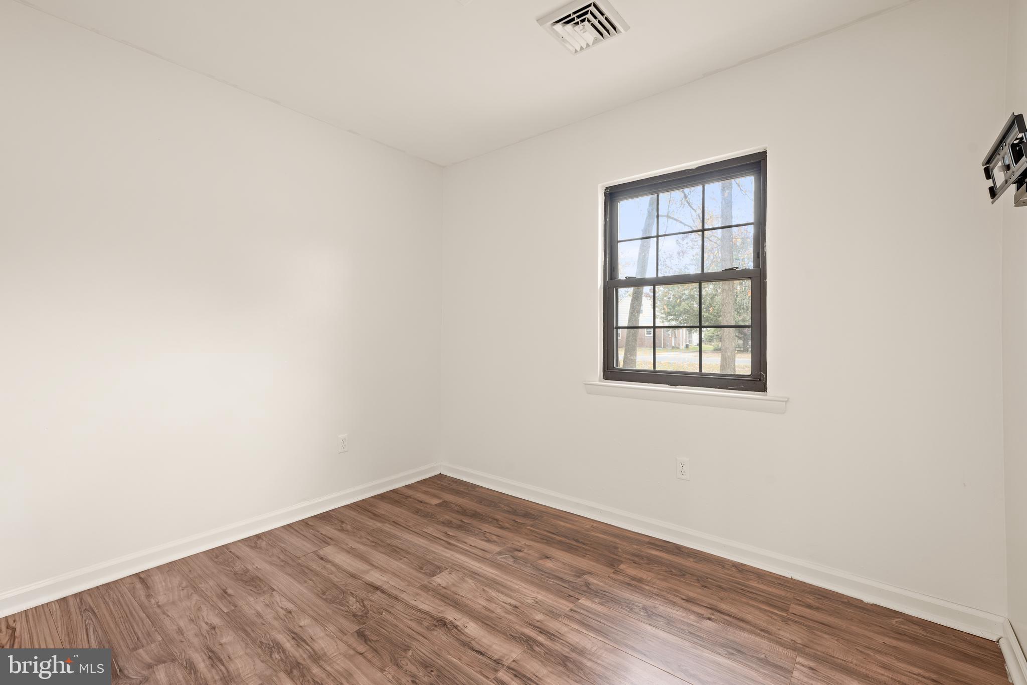 303 S GOLFWOOD AVENUE