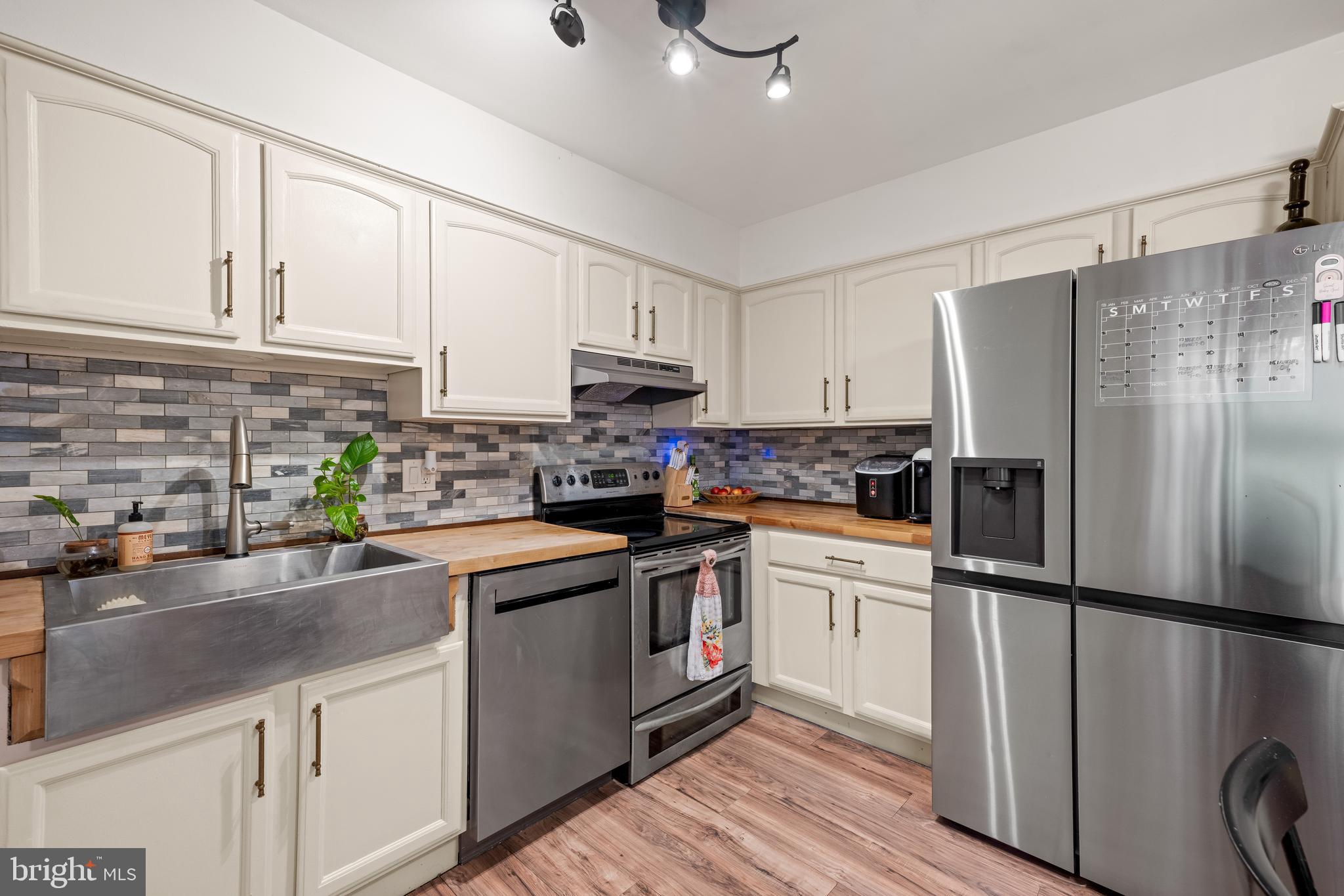 303 S GOLFWOOD AVENUE