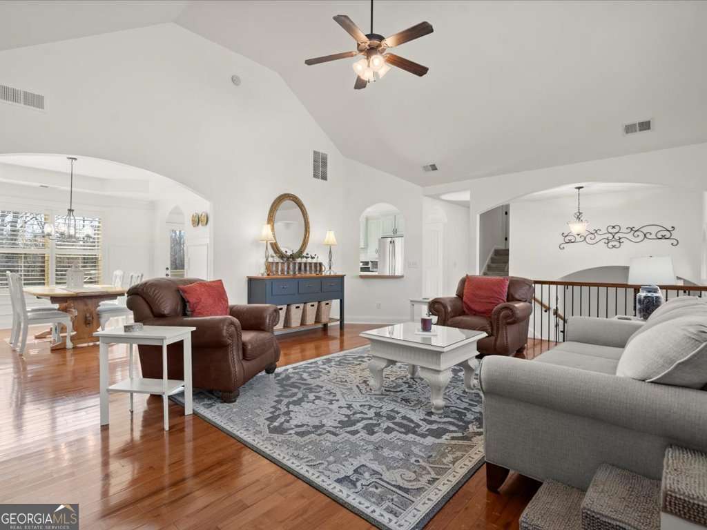 1551 Henderson Mountain Road