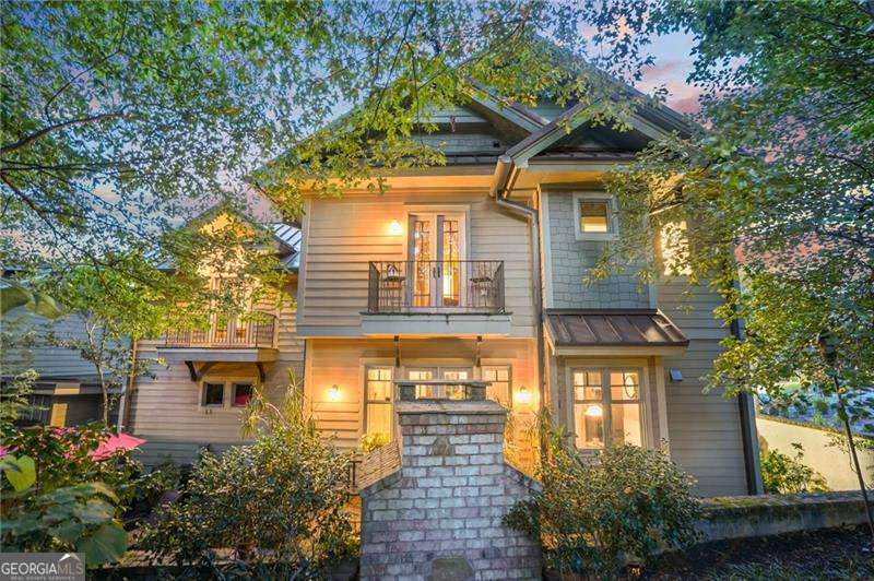 105 Weatherford Place