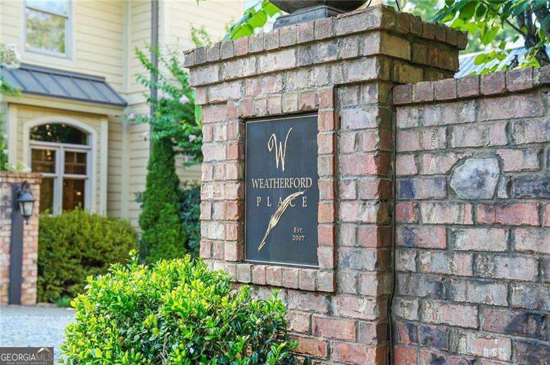 105 Weatherford Place