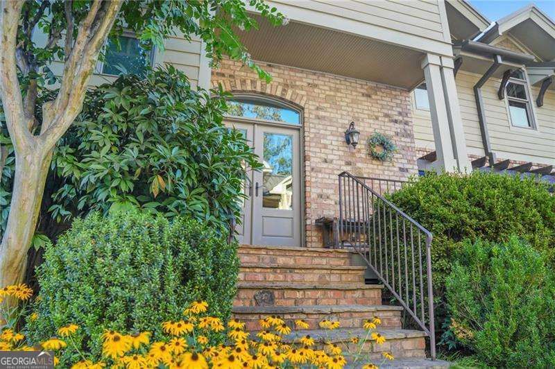 105 Weatherford Place