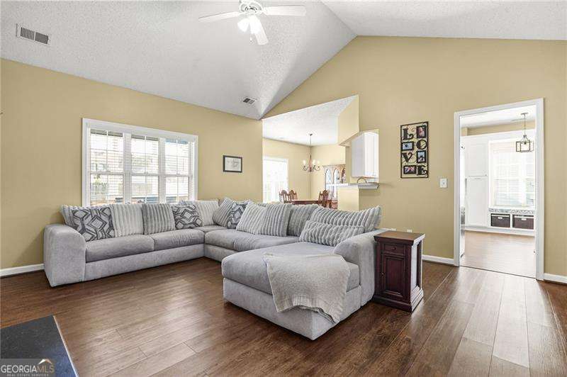 17 Liberty Xing Drive NE