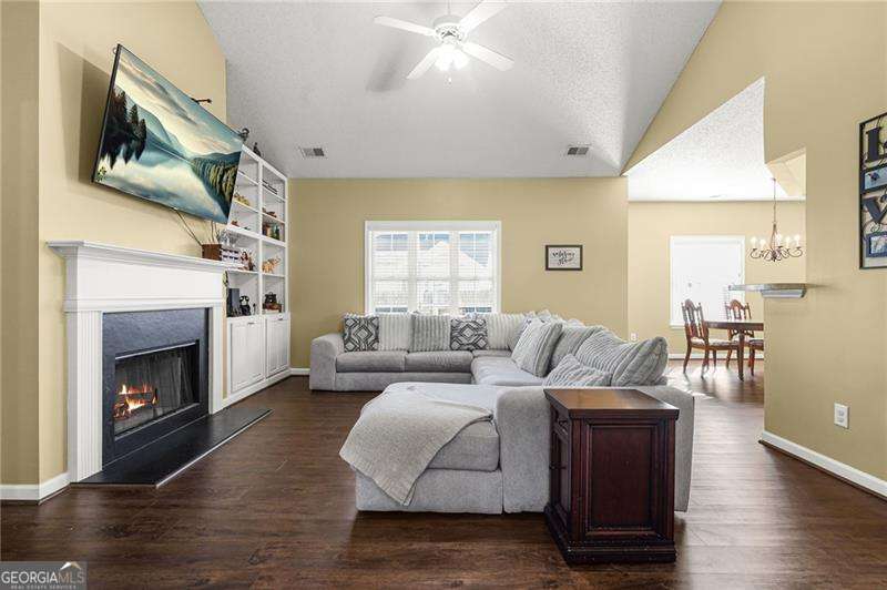 17 Liberty Xing Drive NE