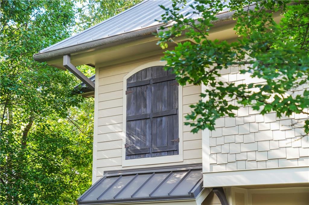 105 Weatherford Place