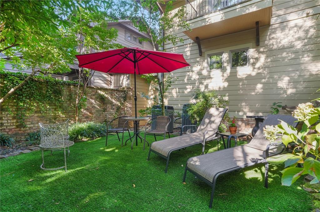 105 Weatherford Place