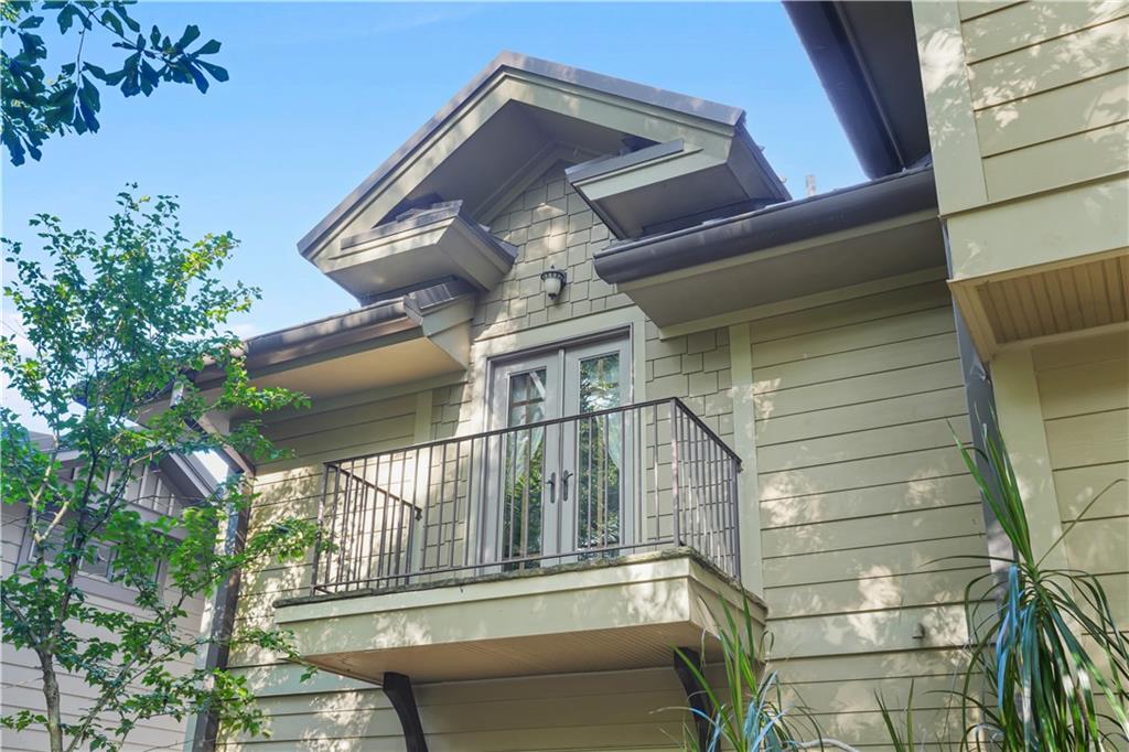 105 Weatherford Place