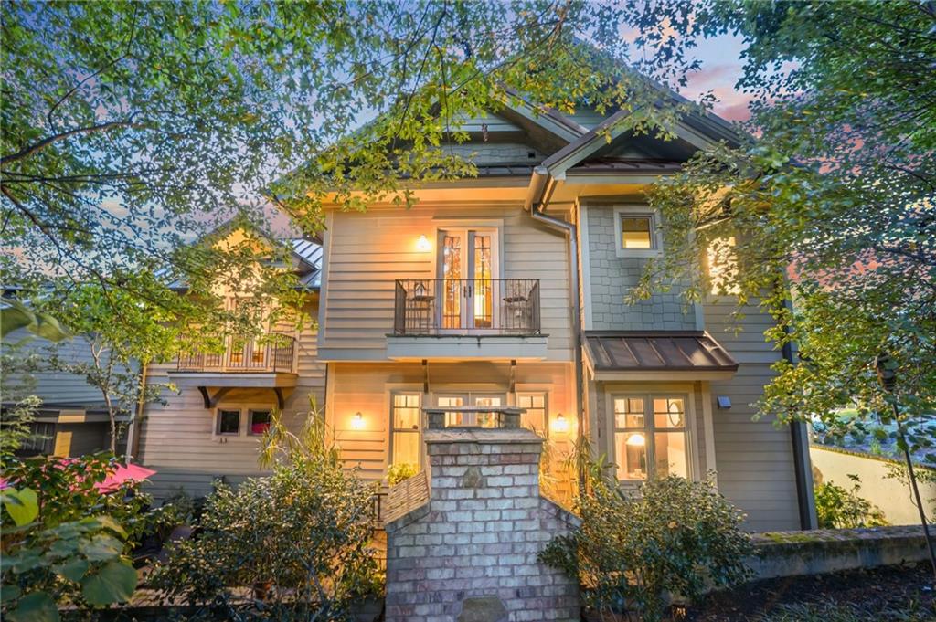 105 Weatherford Place